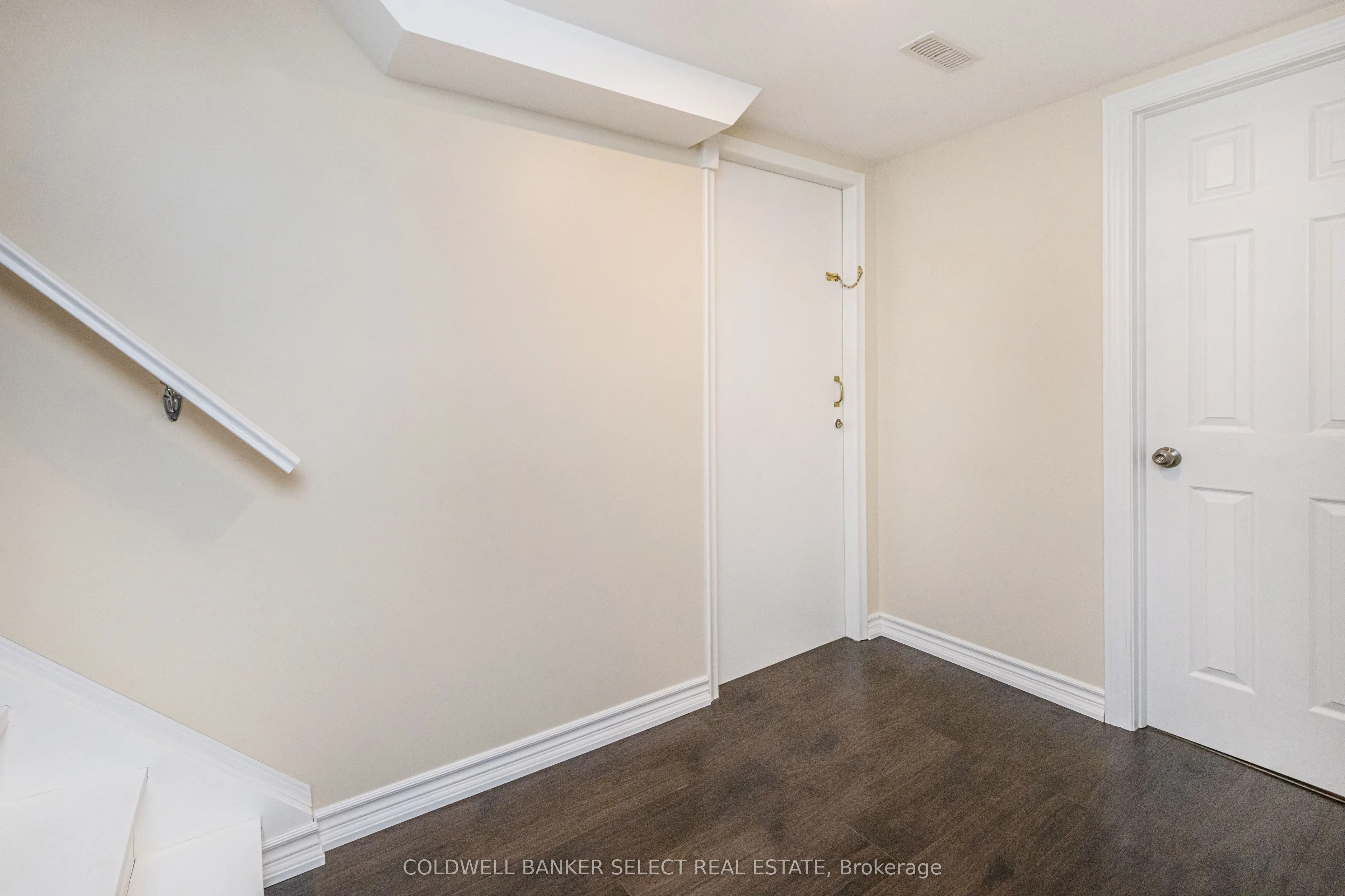 354 Whitehead Crescent
