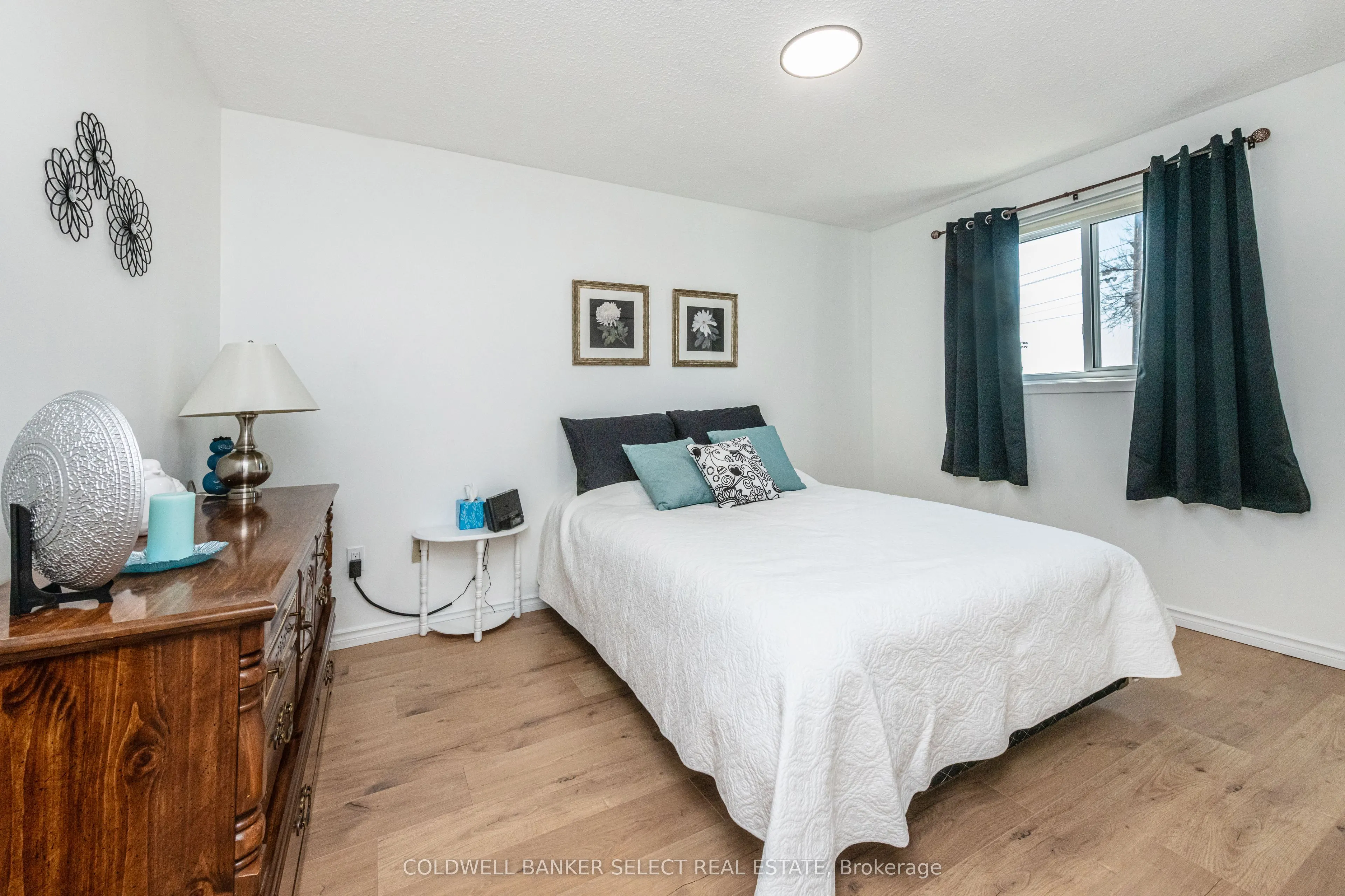 354 Whitehead Crescent