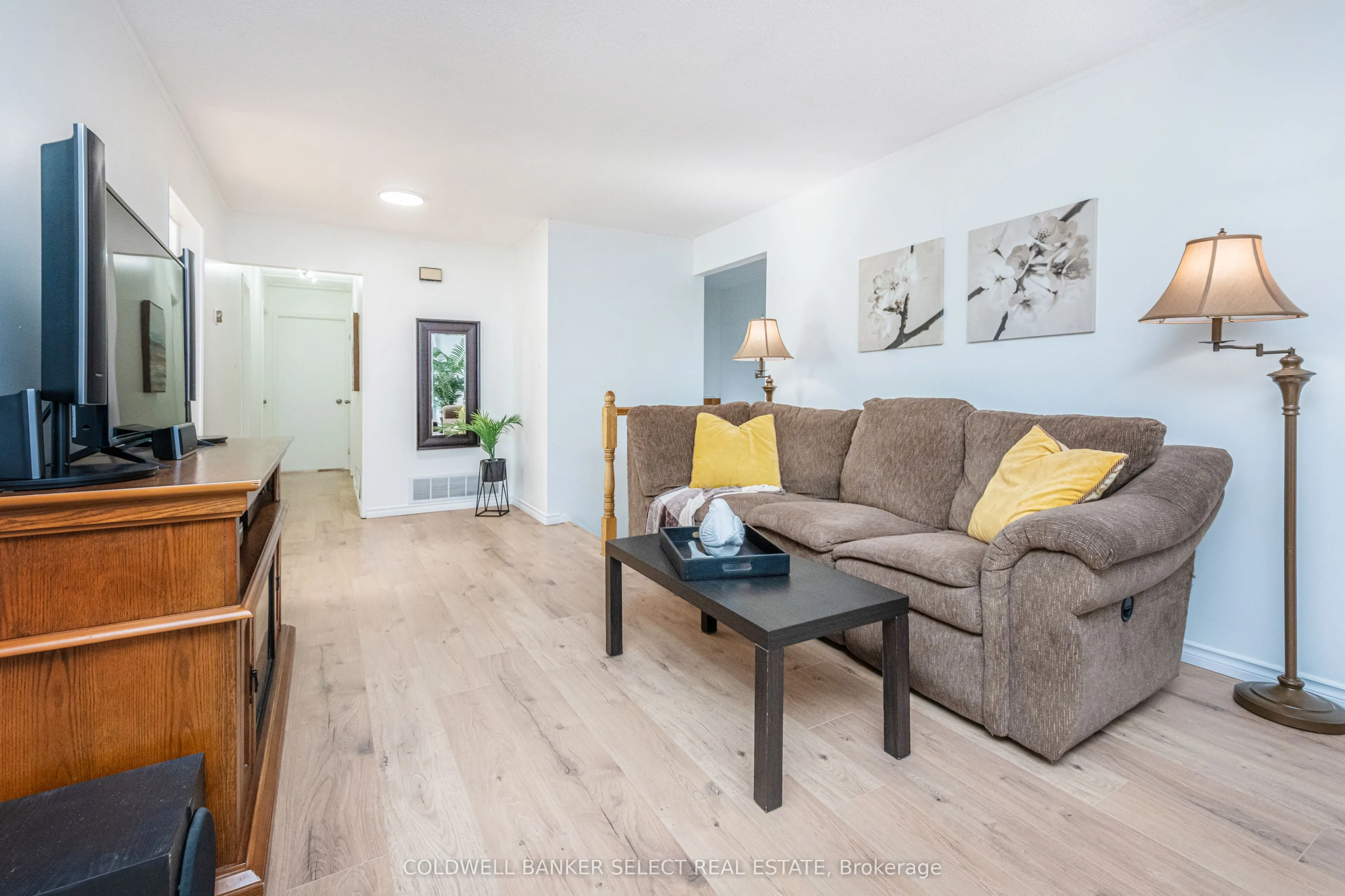 354 Whitehead Crescent
