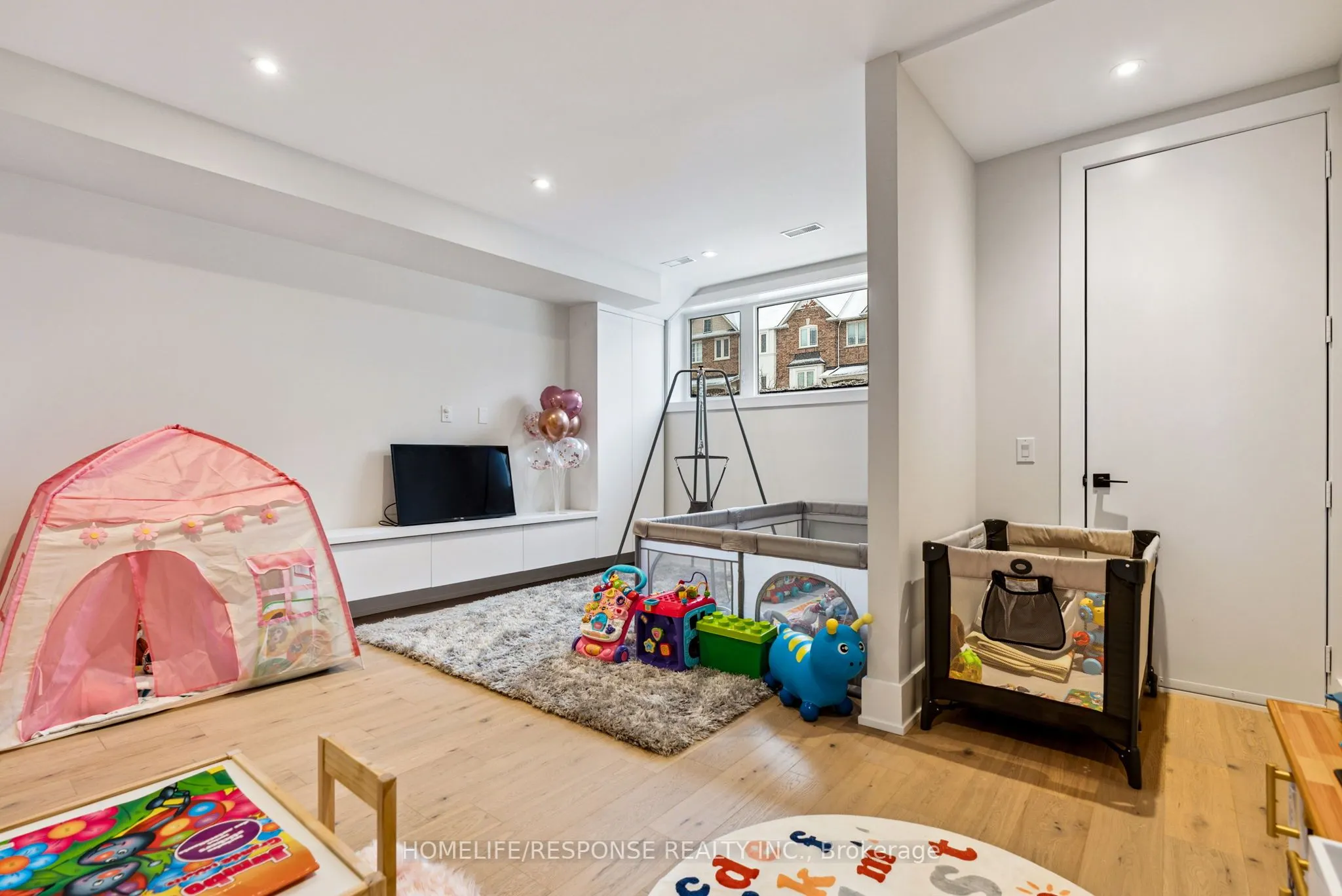 21 TWENTY NINTH Street