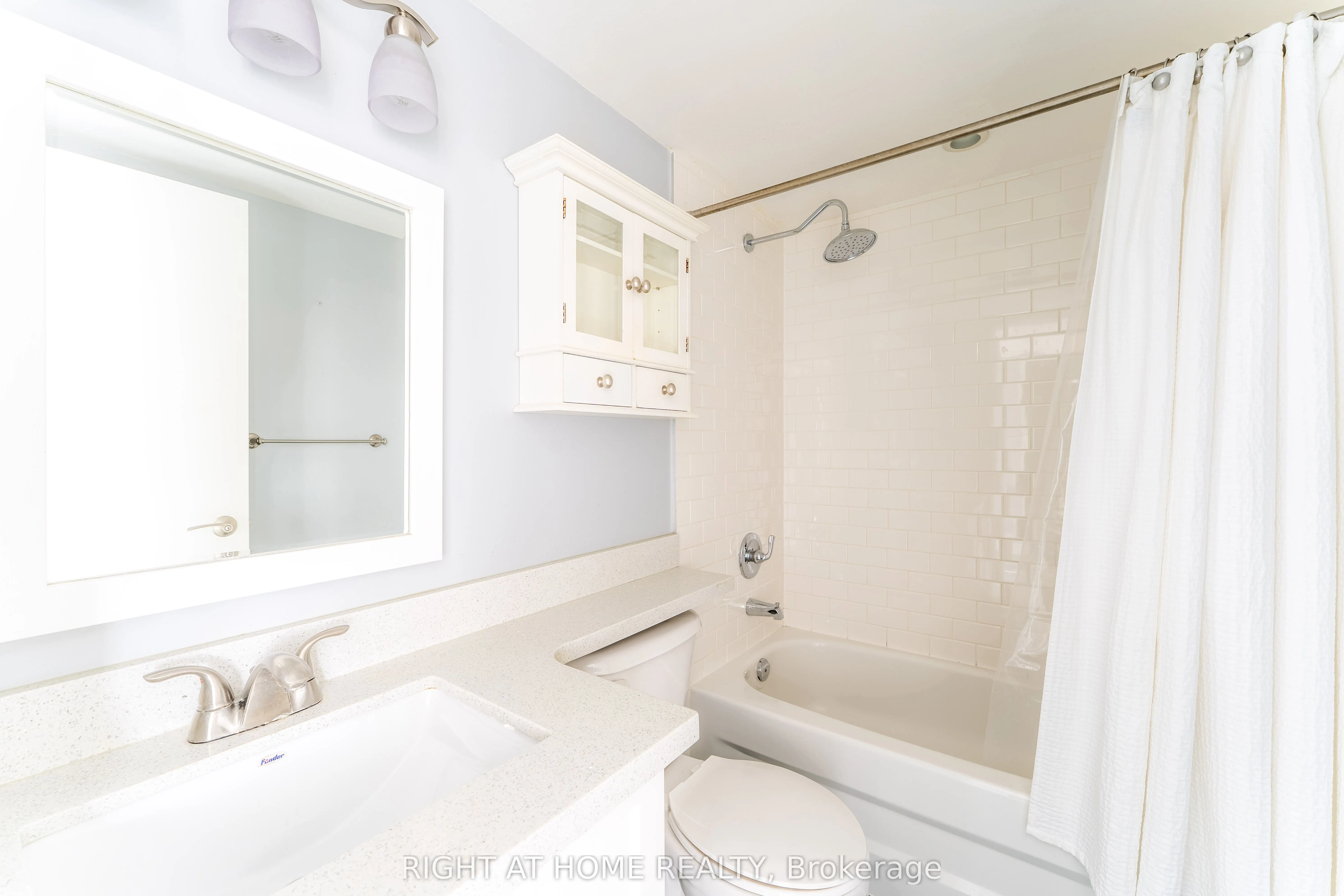 300 Manitoba Street #426
