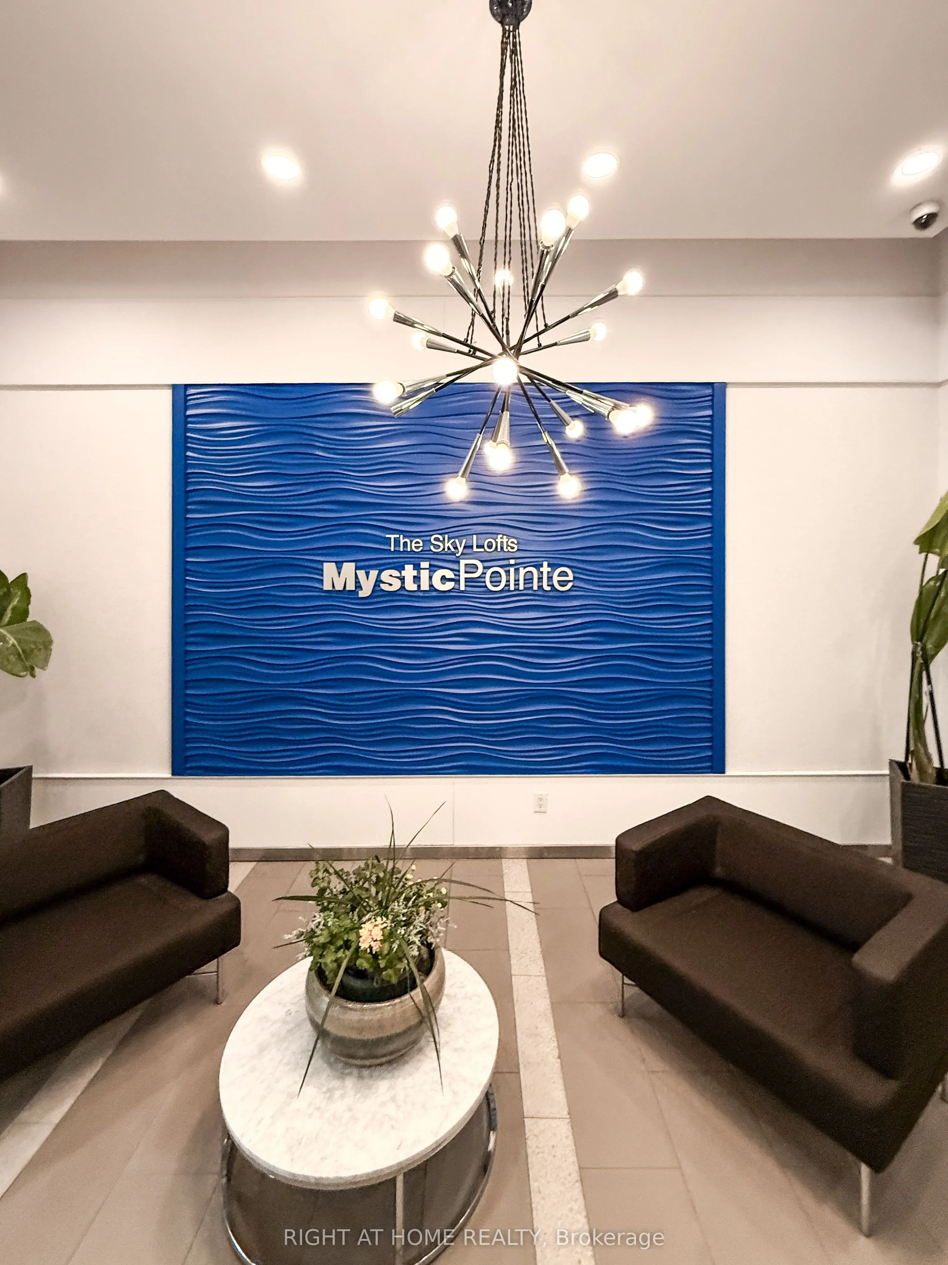 300 Manitoba Street #426