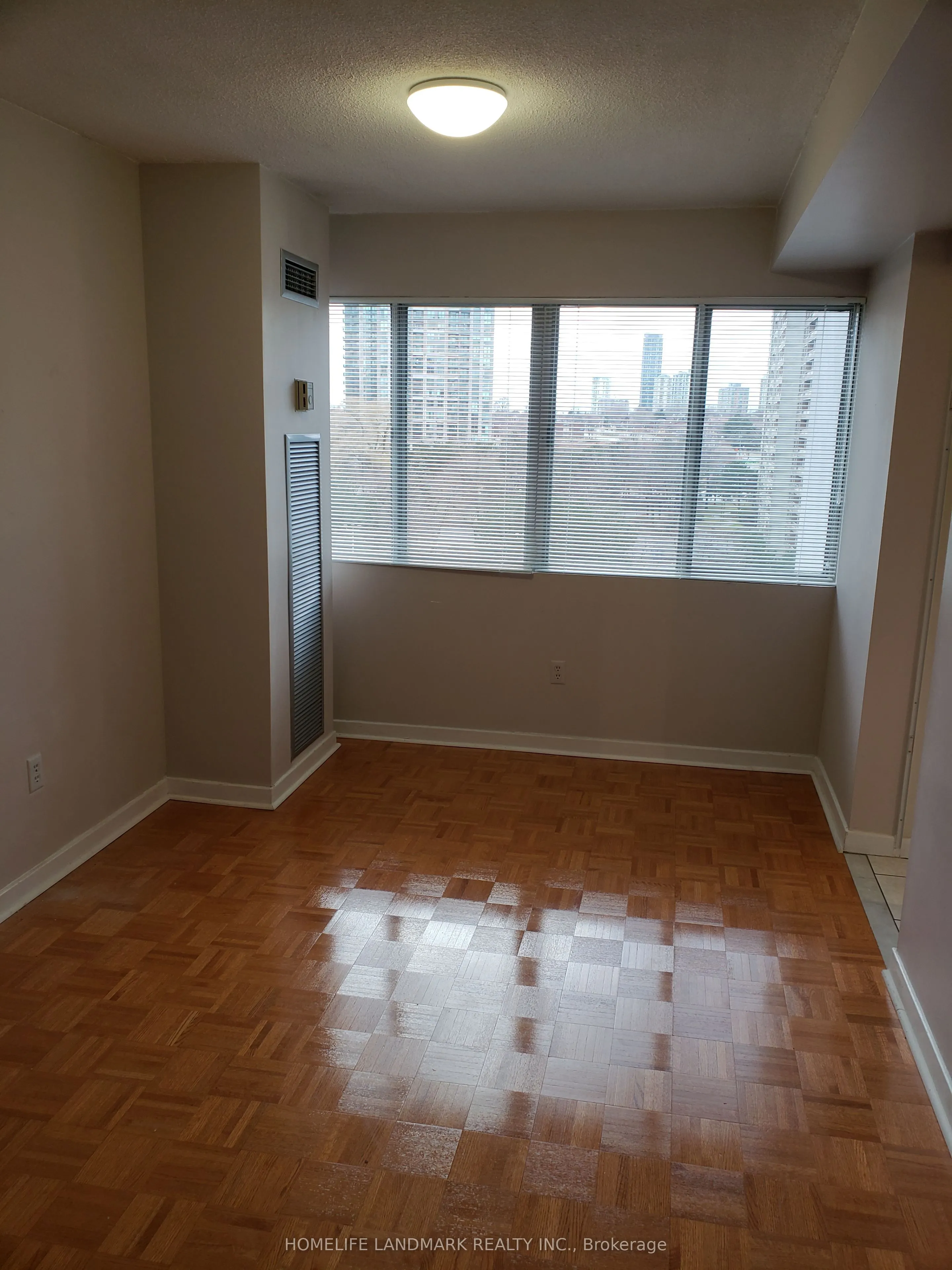 1580 MIssissauga Valley Boulevard #901