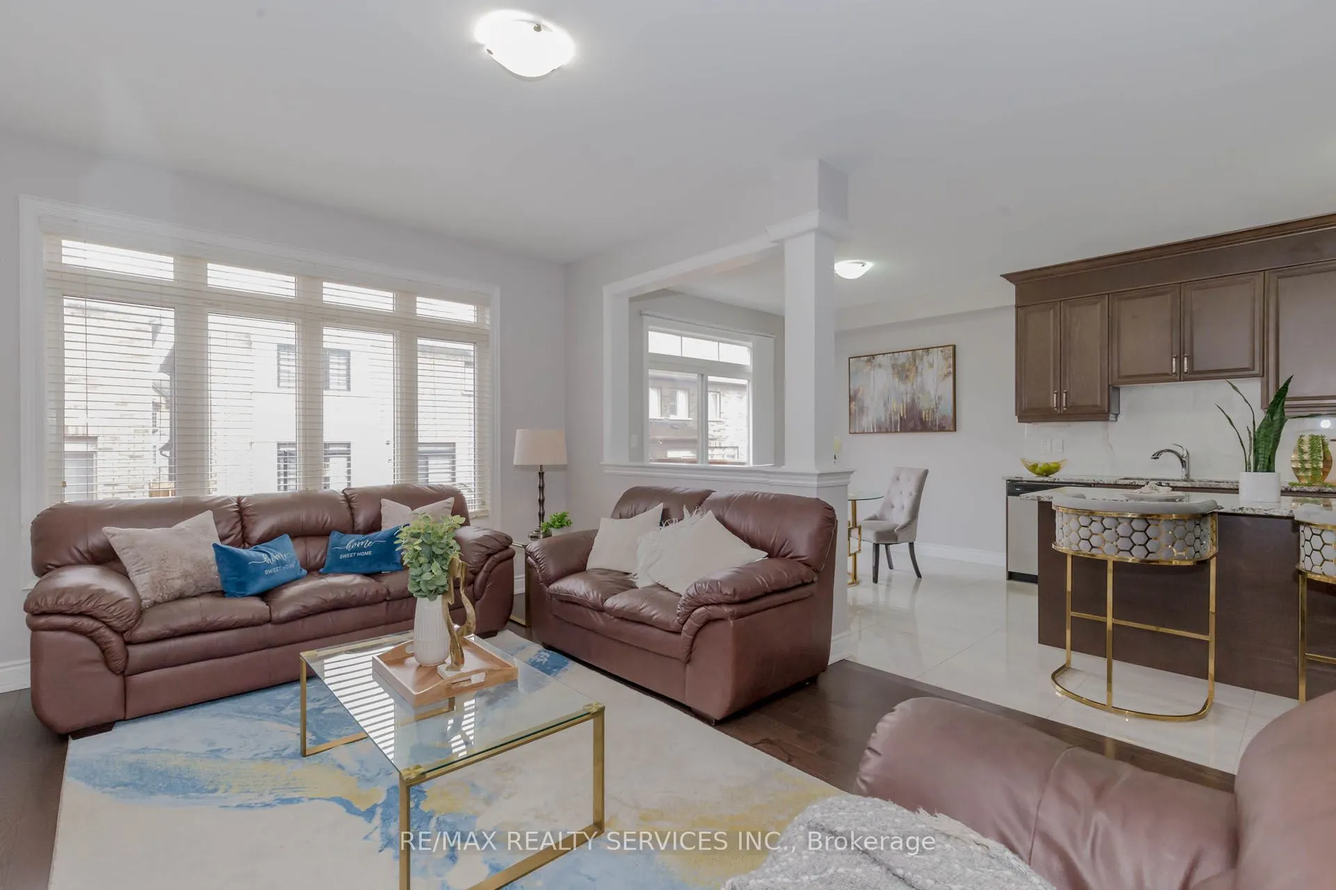 12 Enclave Trail