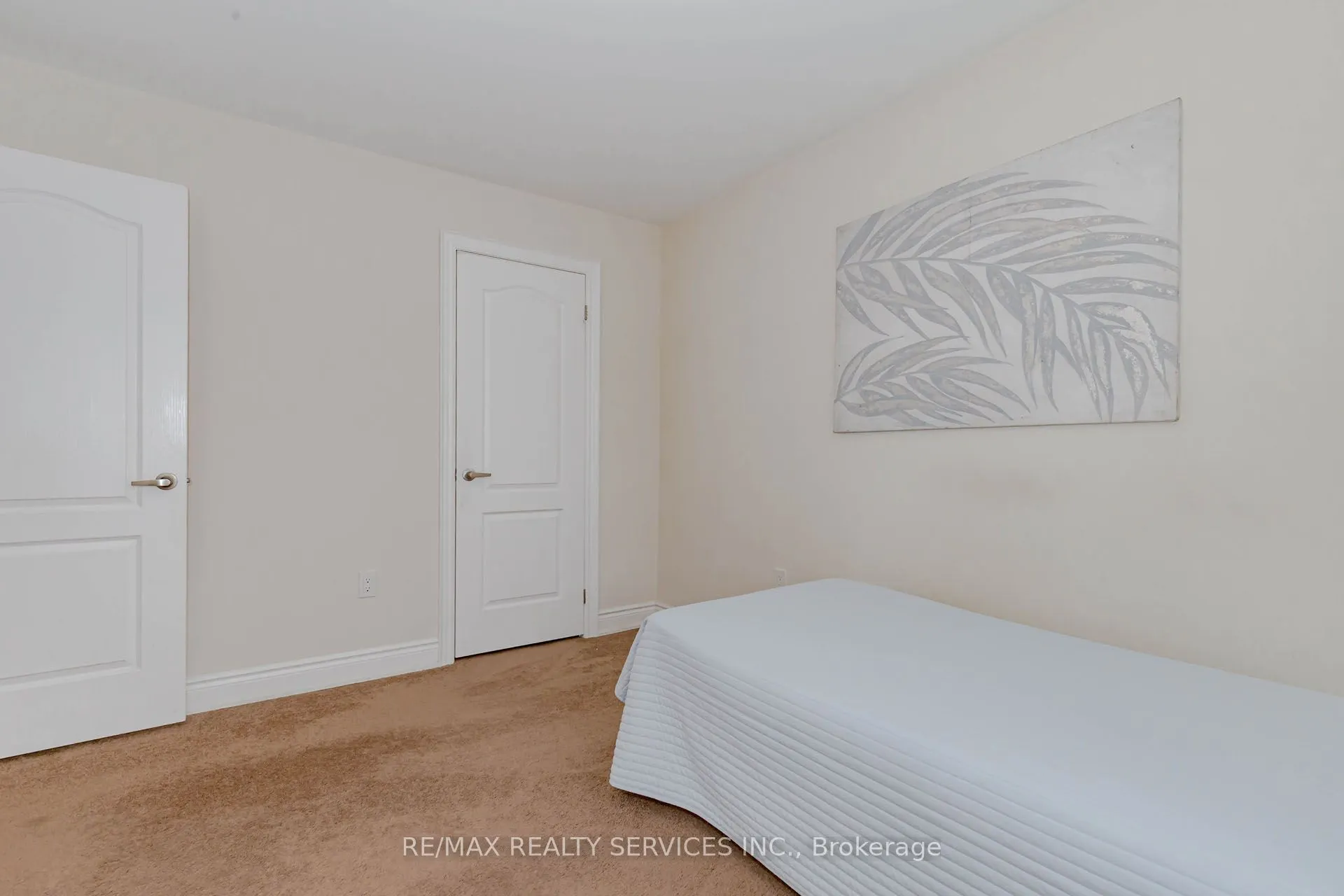 12 Enclave Trail