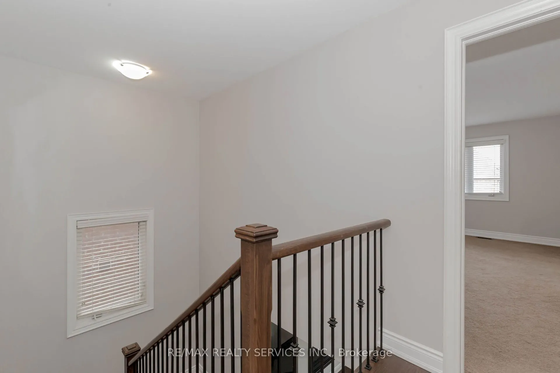 12 Enclave Trail