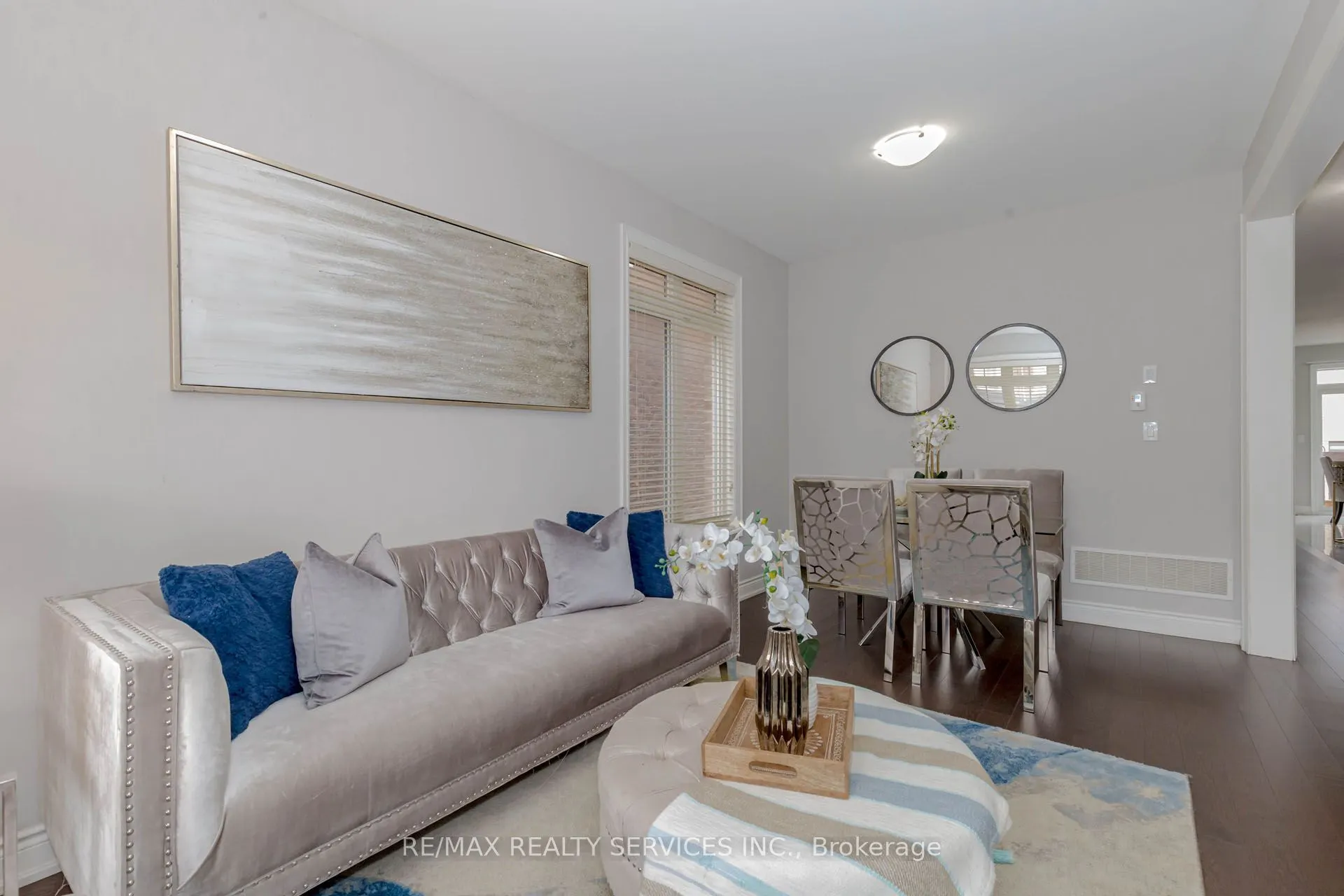 12 Enclave Trail