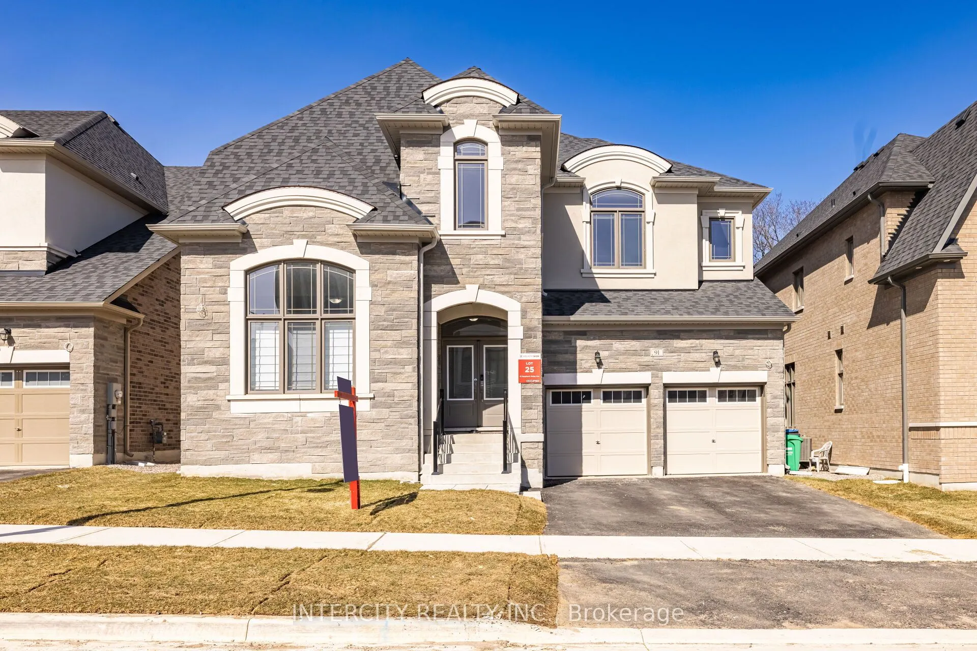 91 Raspberry Ridge Avenue