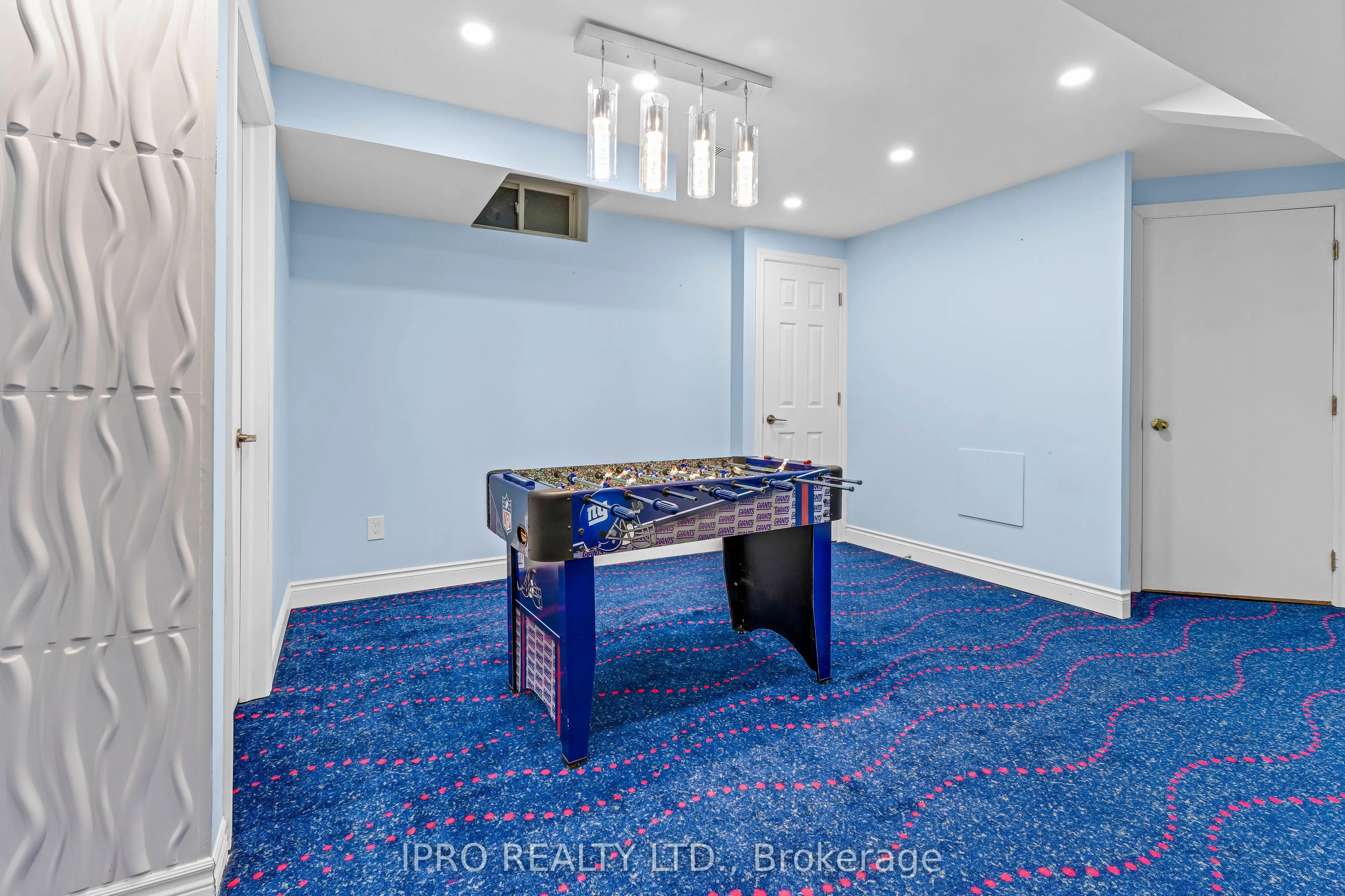 3191 Oakview Road