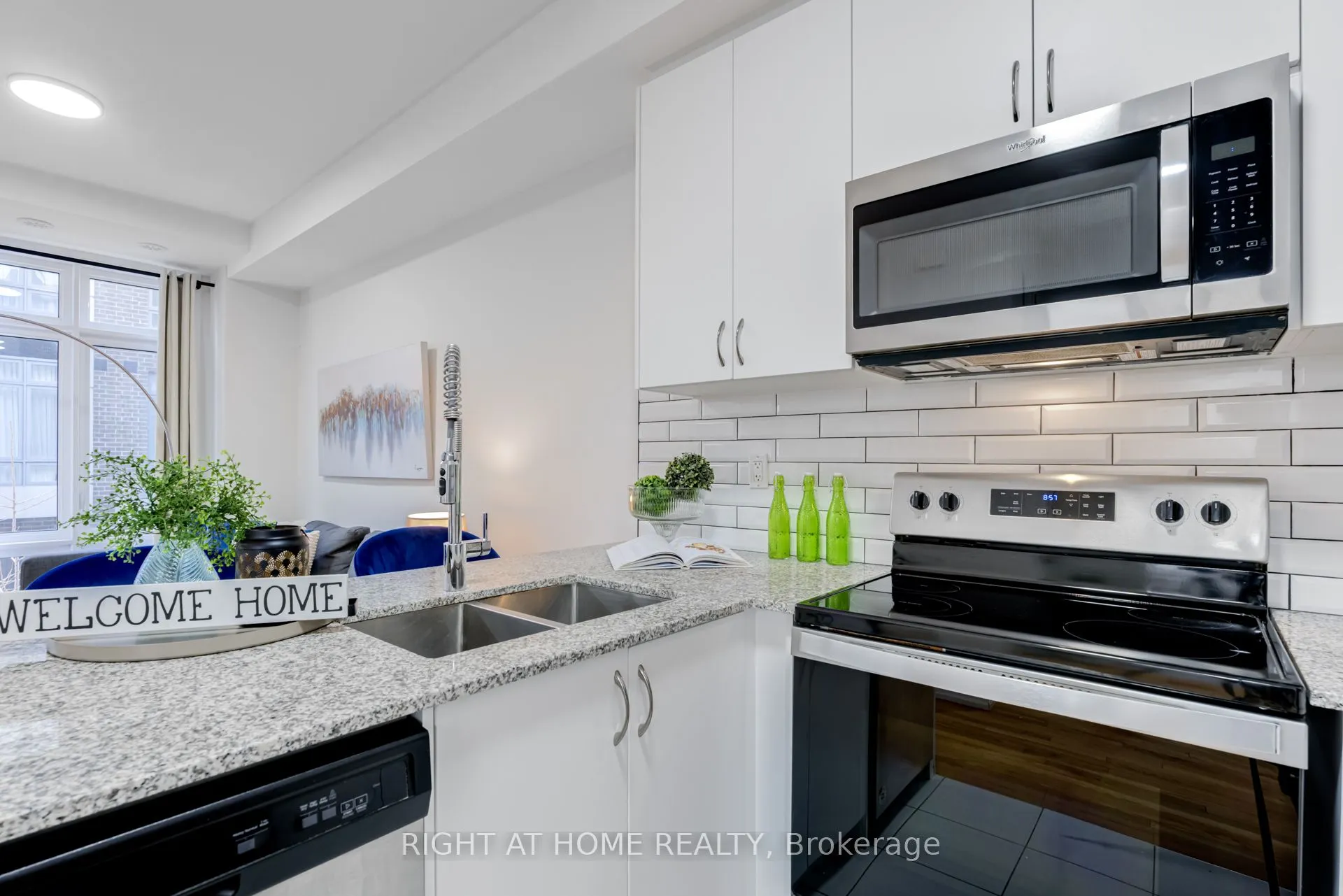 719 Lawrence Avenue W #52