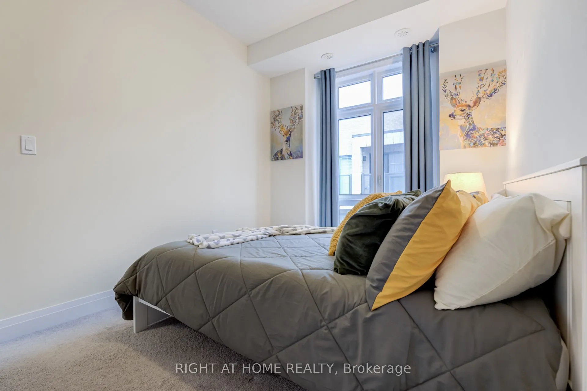 719 Lawrence Avenue W #52