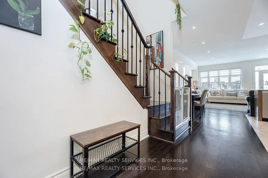7 Lady Evelyn Crescent