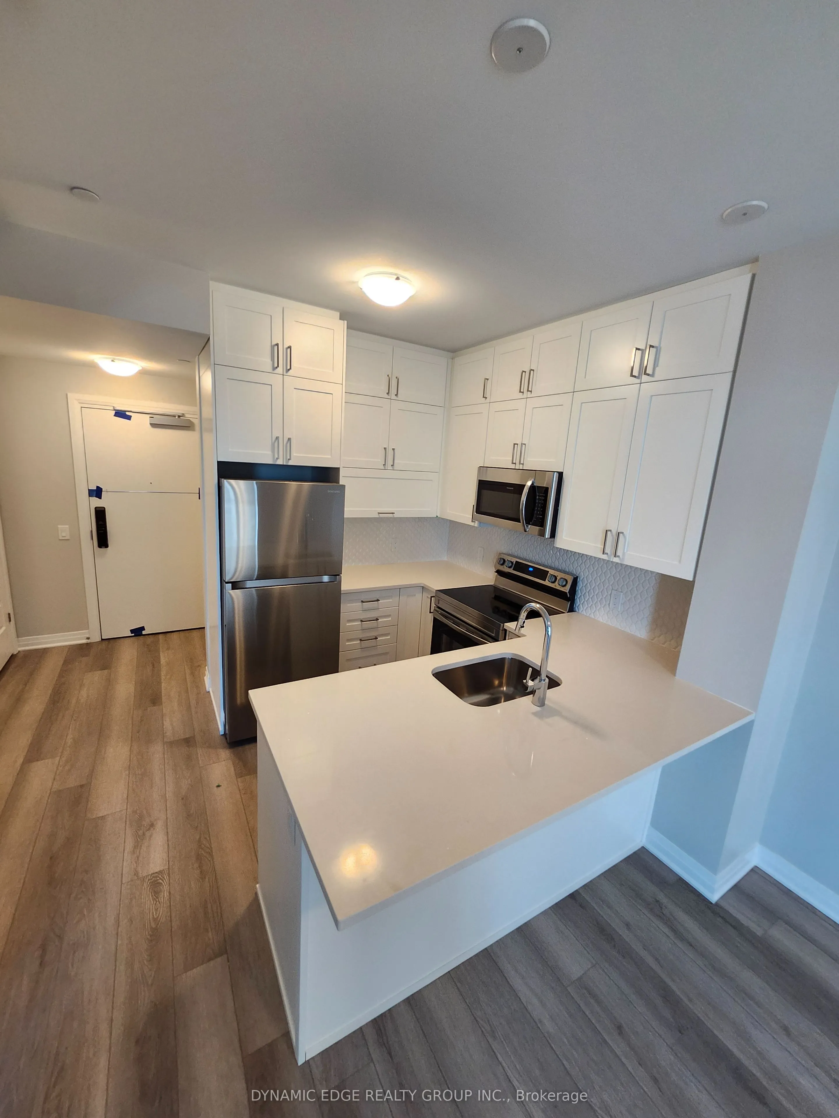470 Gordon Krantz Avenue, #512