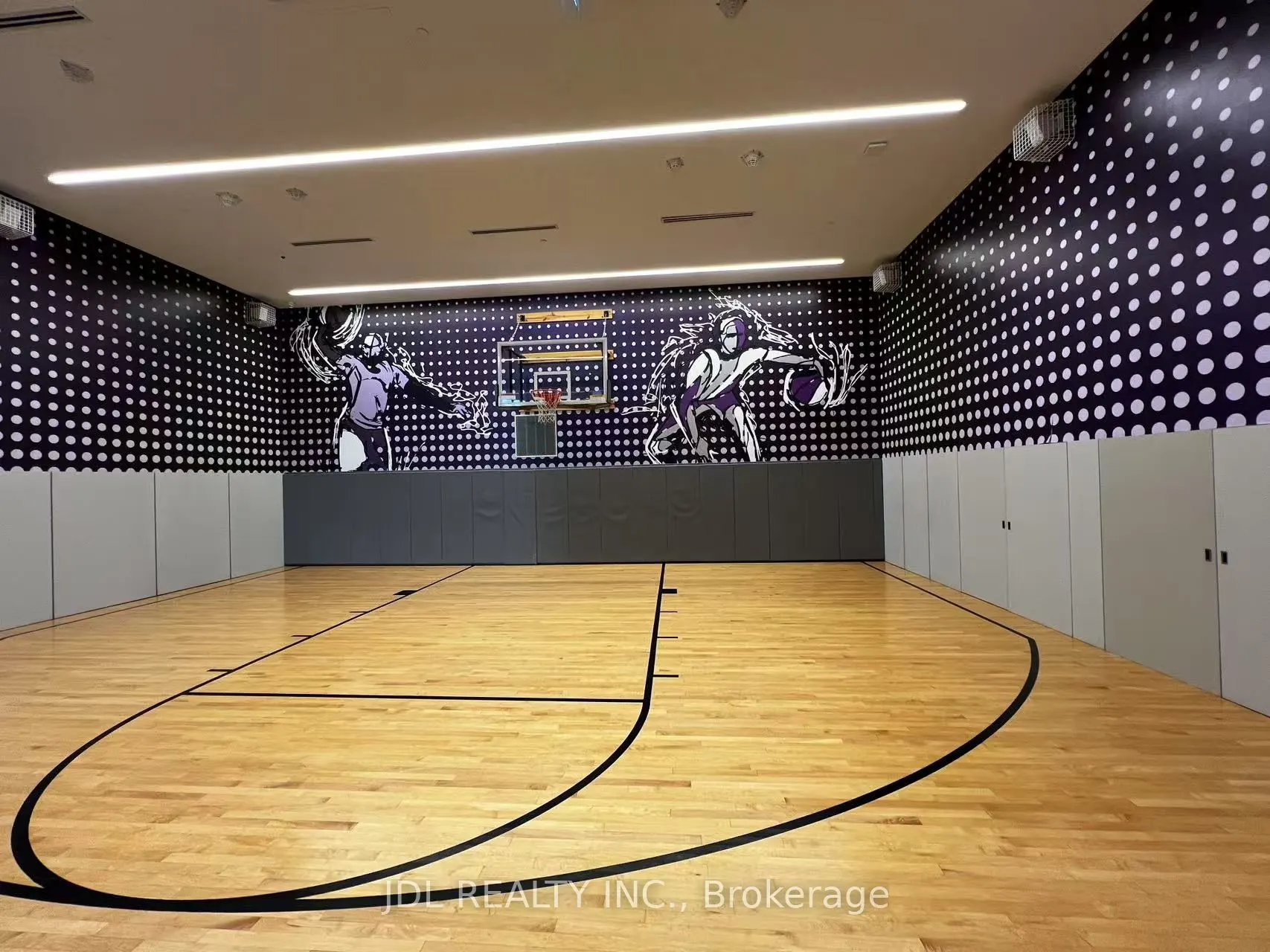 9 Mabelle Avenue, #2215