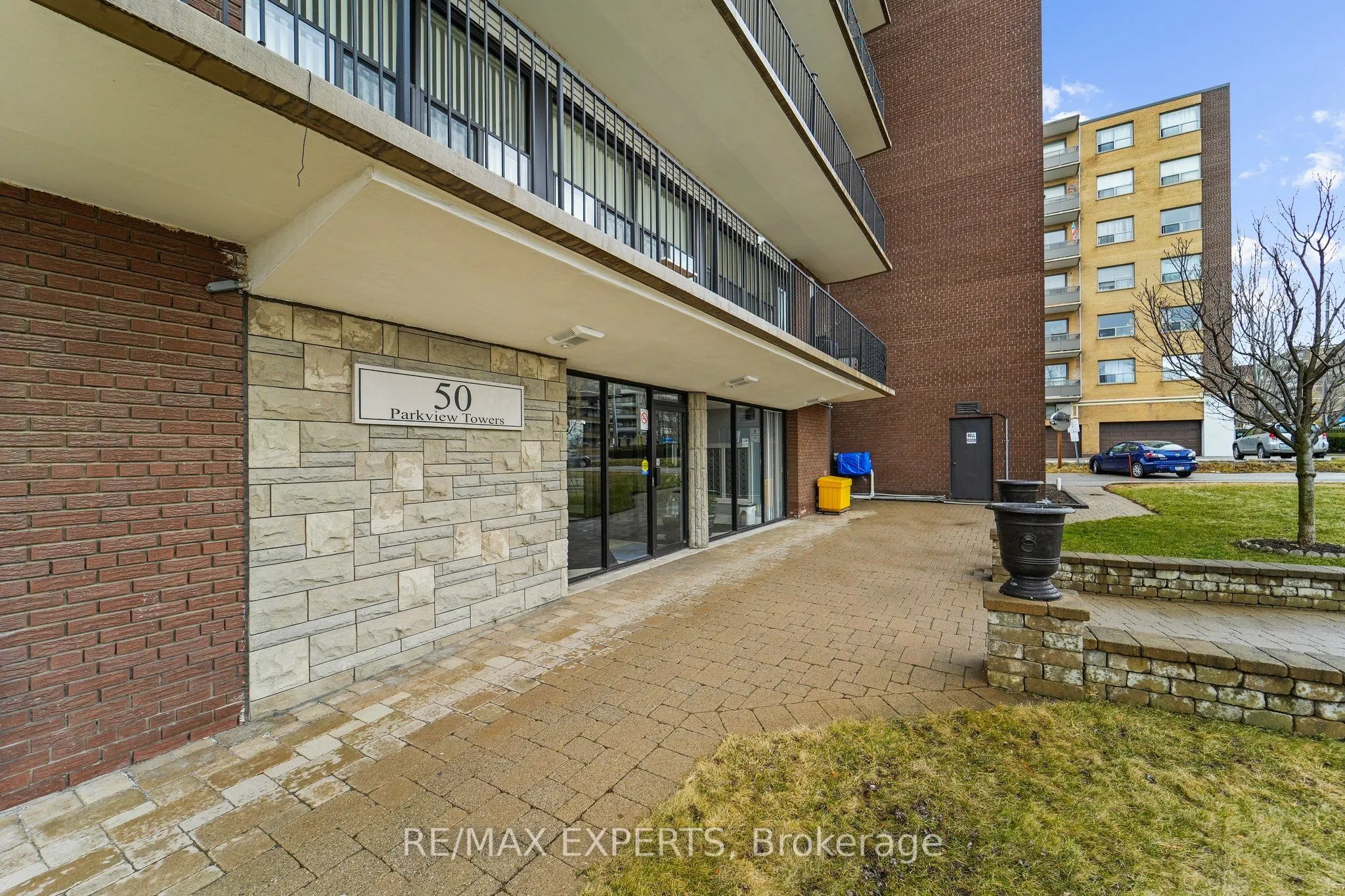 50 Gulliver Road #208