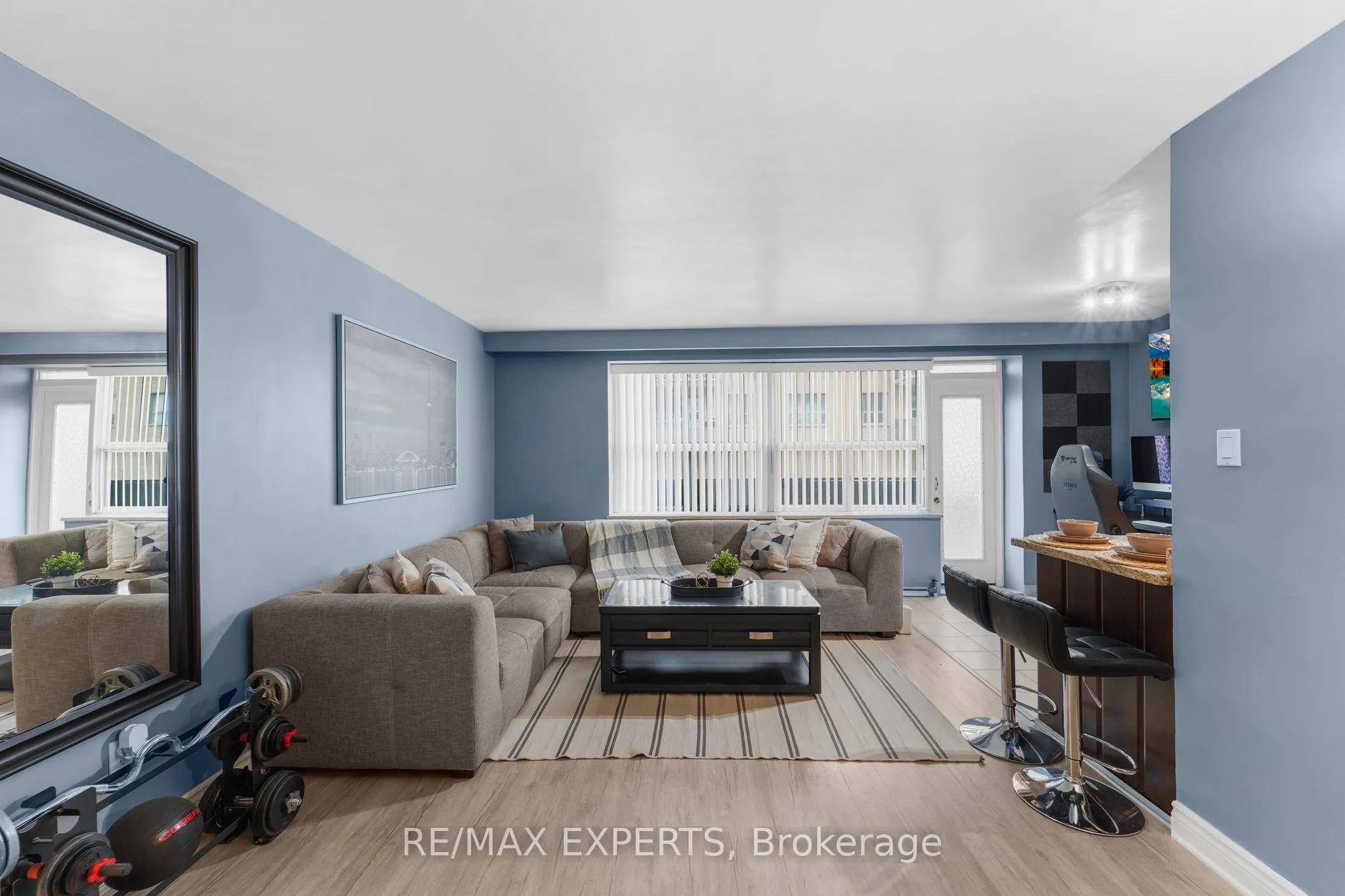 50 Gulliver Road #208
