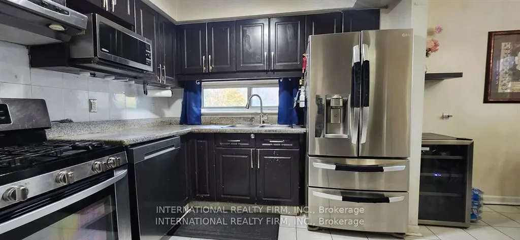 250 John Garland Boulevard #106