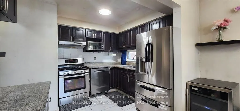 250 John Garland Boulevard #106