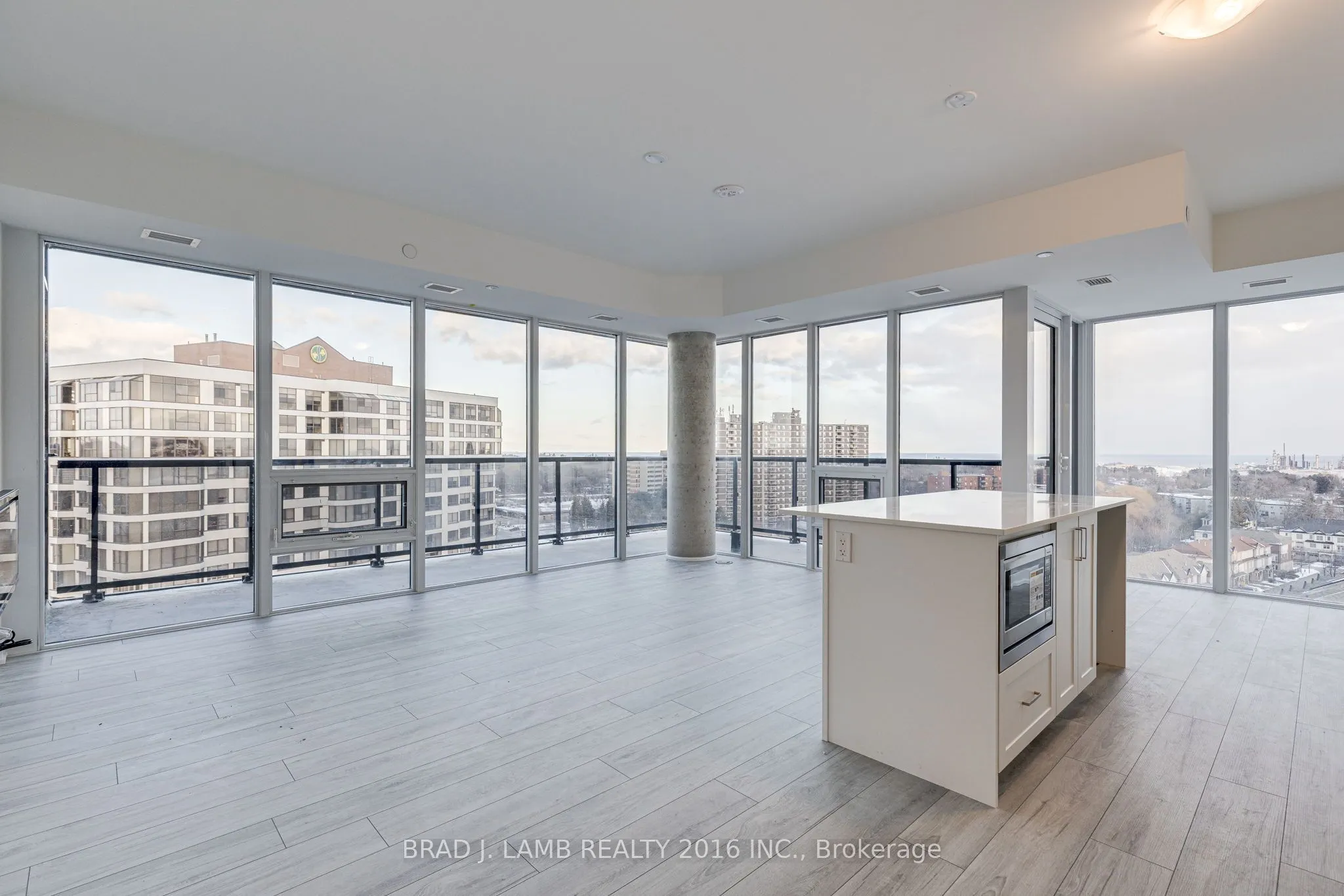 1035 Southdown Road #1204