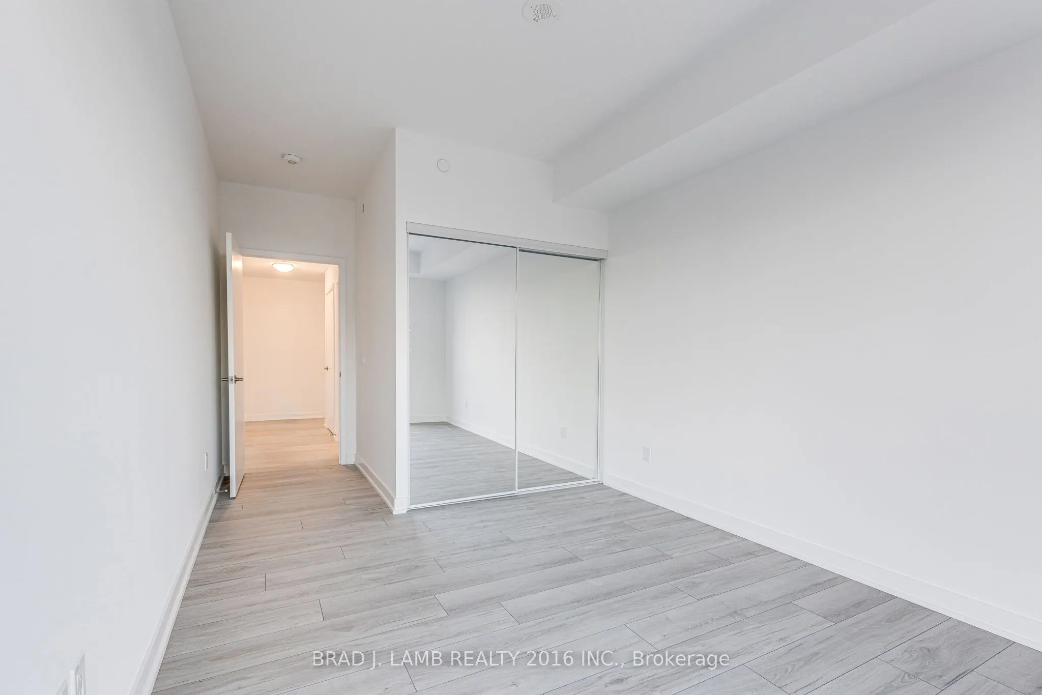 1035 Southdown Road #1204