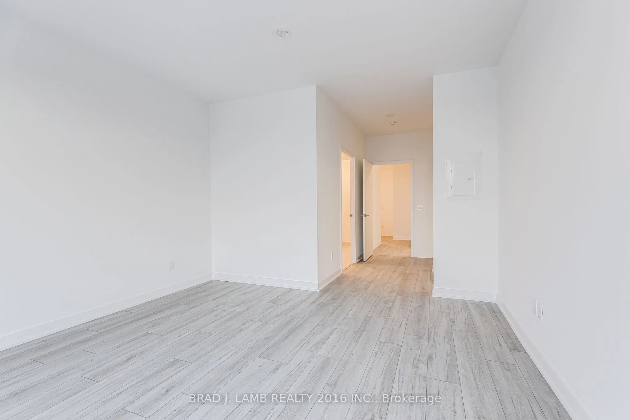 1035 Southdown Road #1204