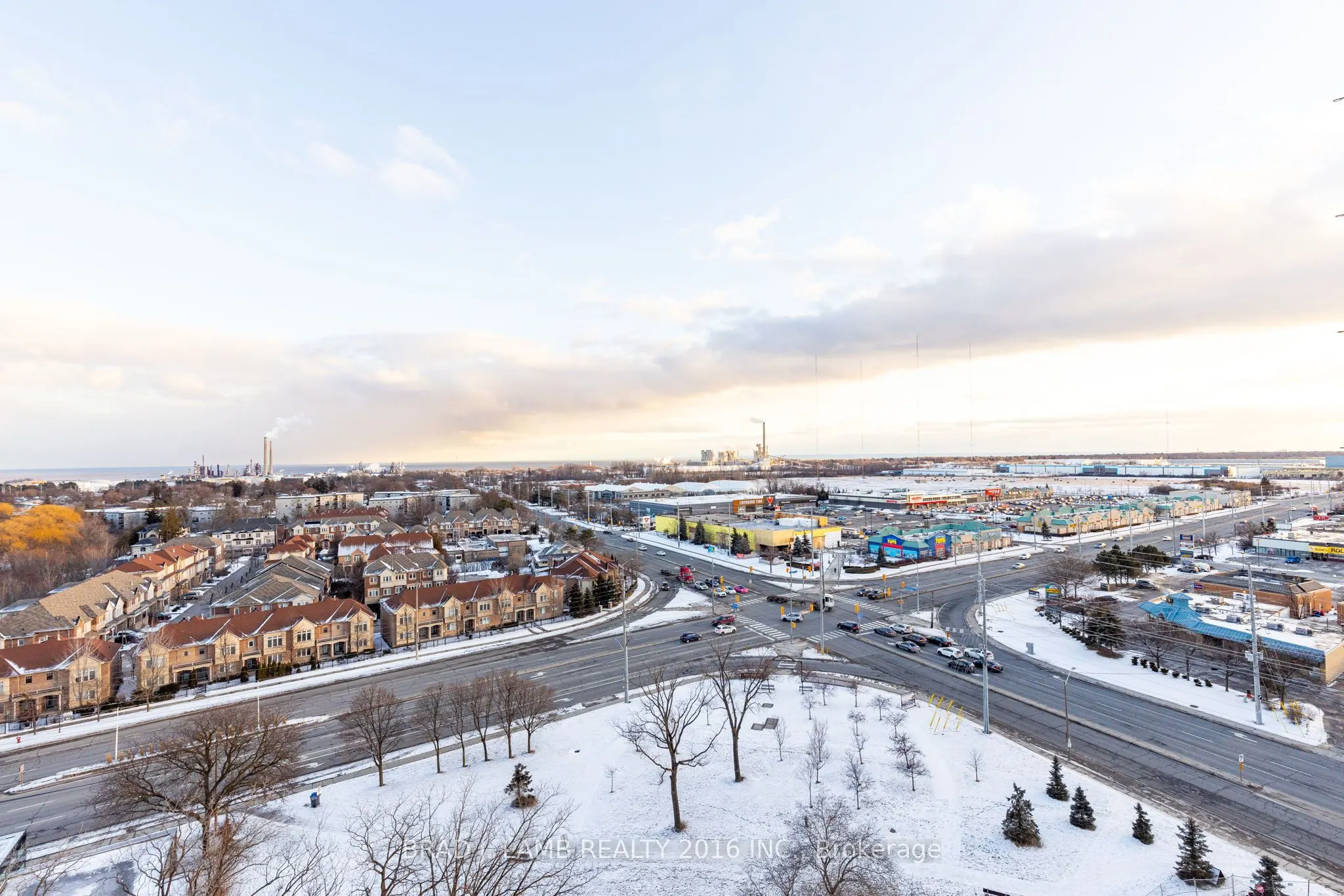 1035 Southdown Road #1204