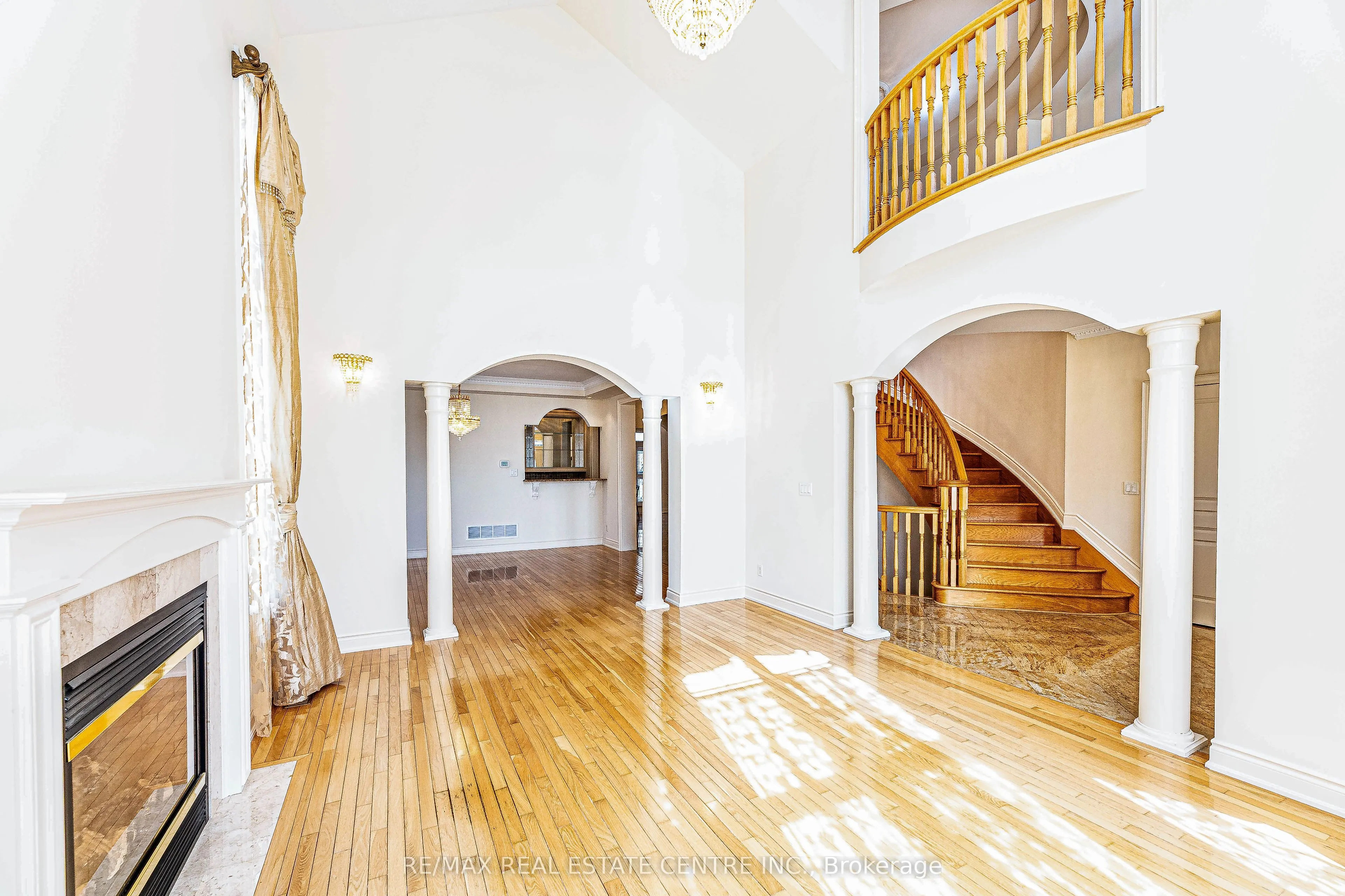 645 Cranleigh Court