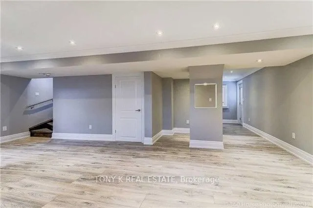 1 Aura Lea Boulevard