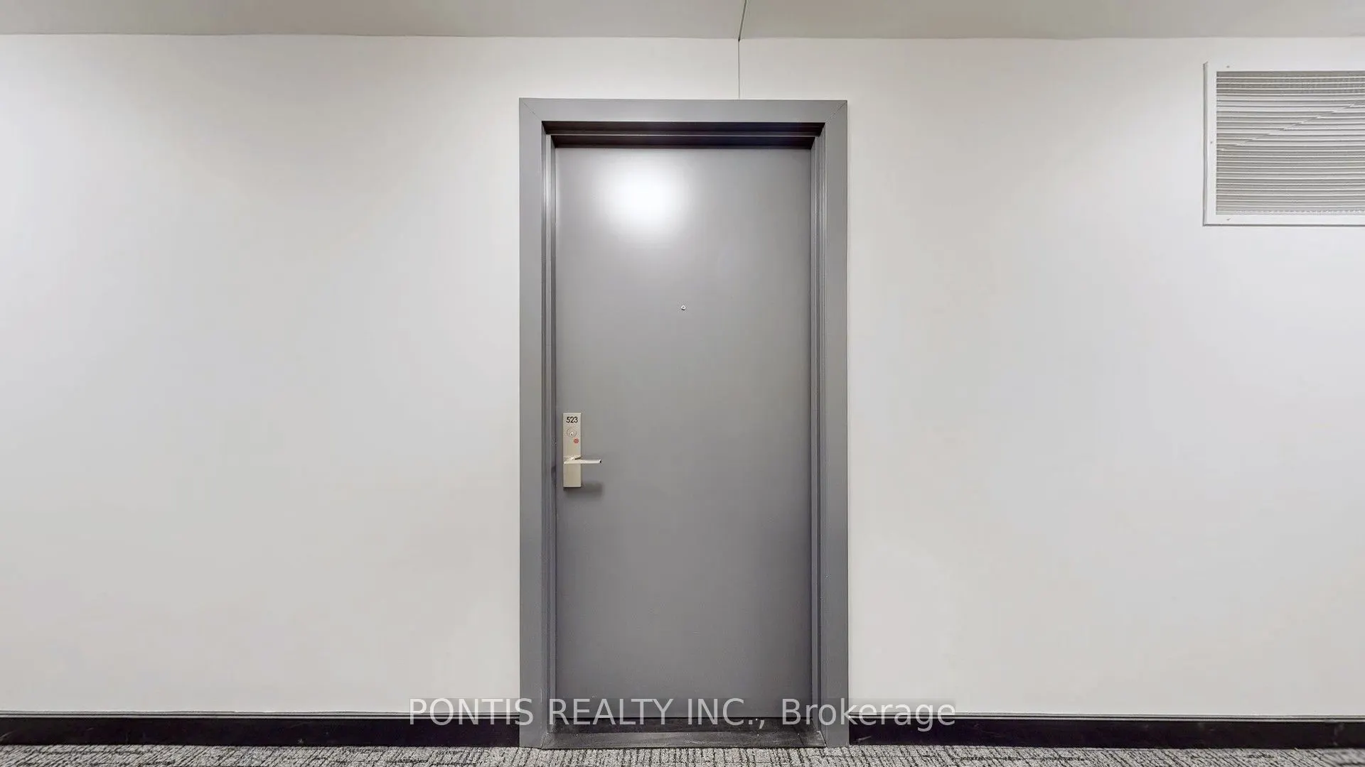86 Dundas Street E #523
