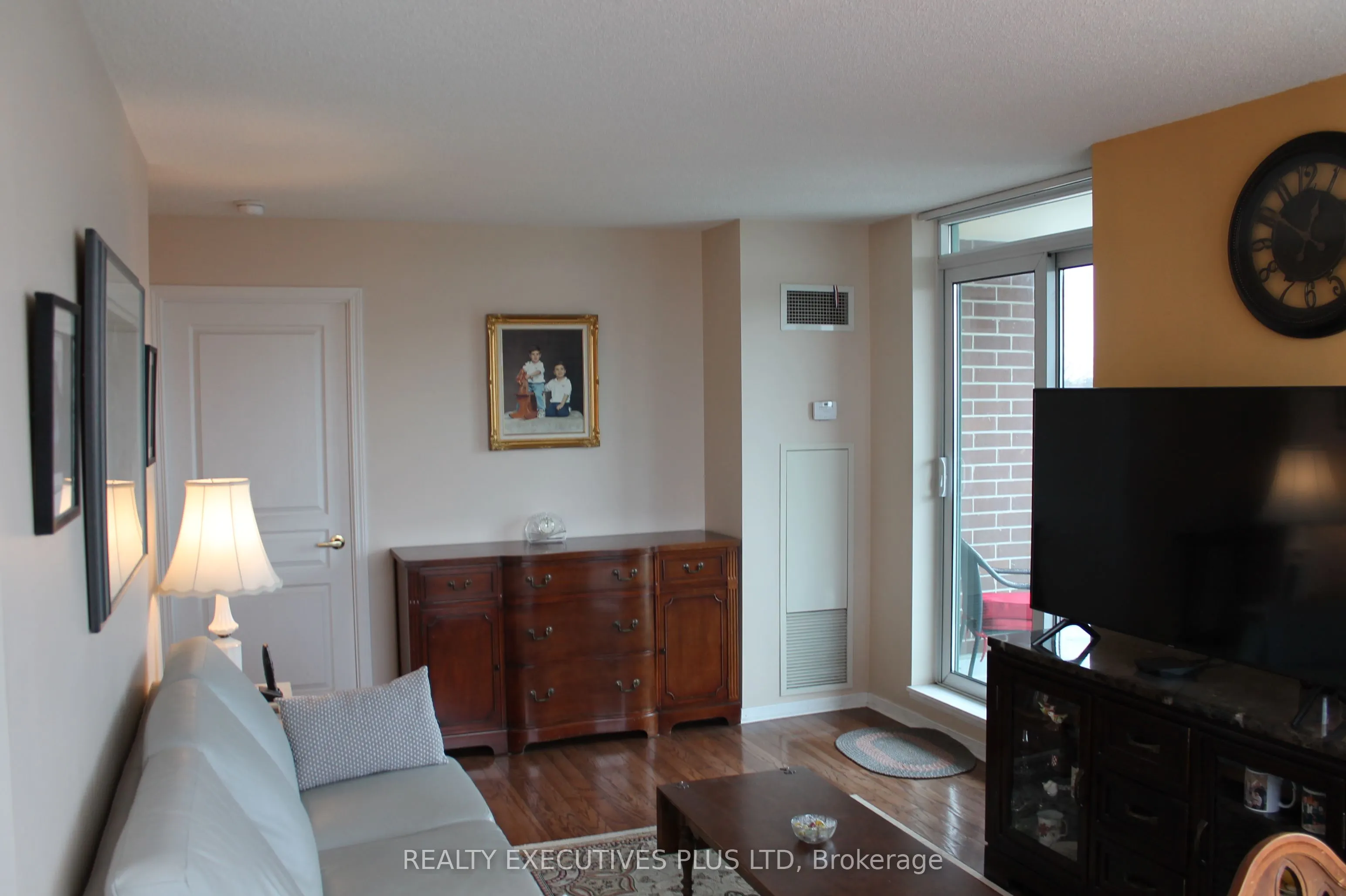 4879 Kimbermount Avenue, #308