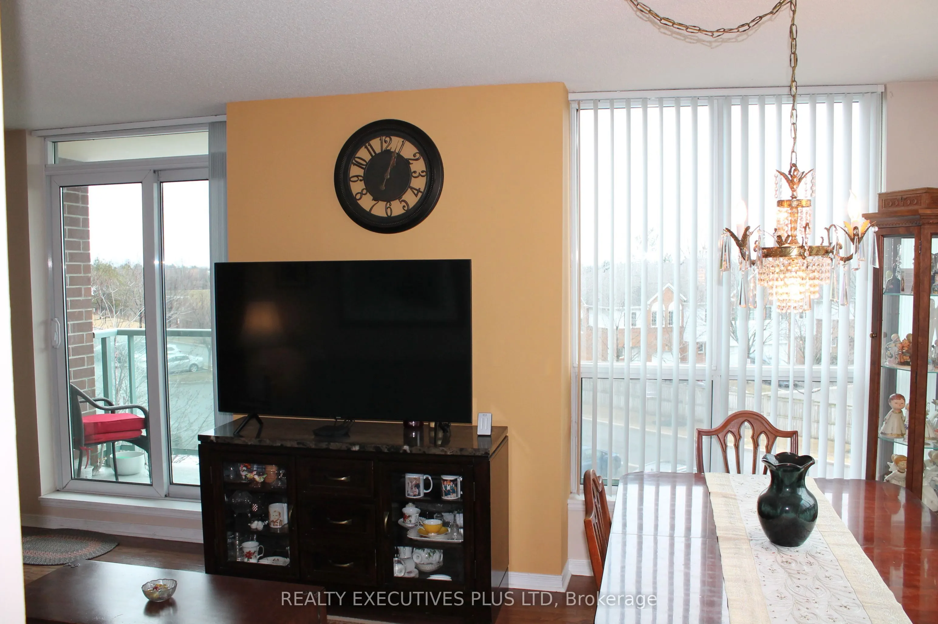 4879 Kimbermount Avenue, #308