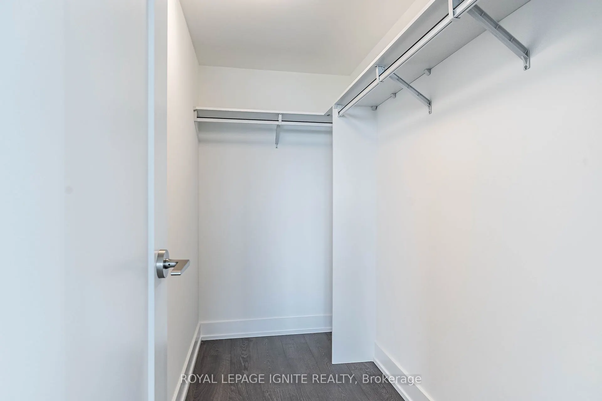 5 Mabelle Avenue, #836