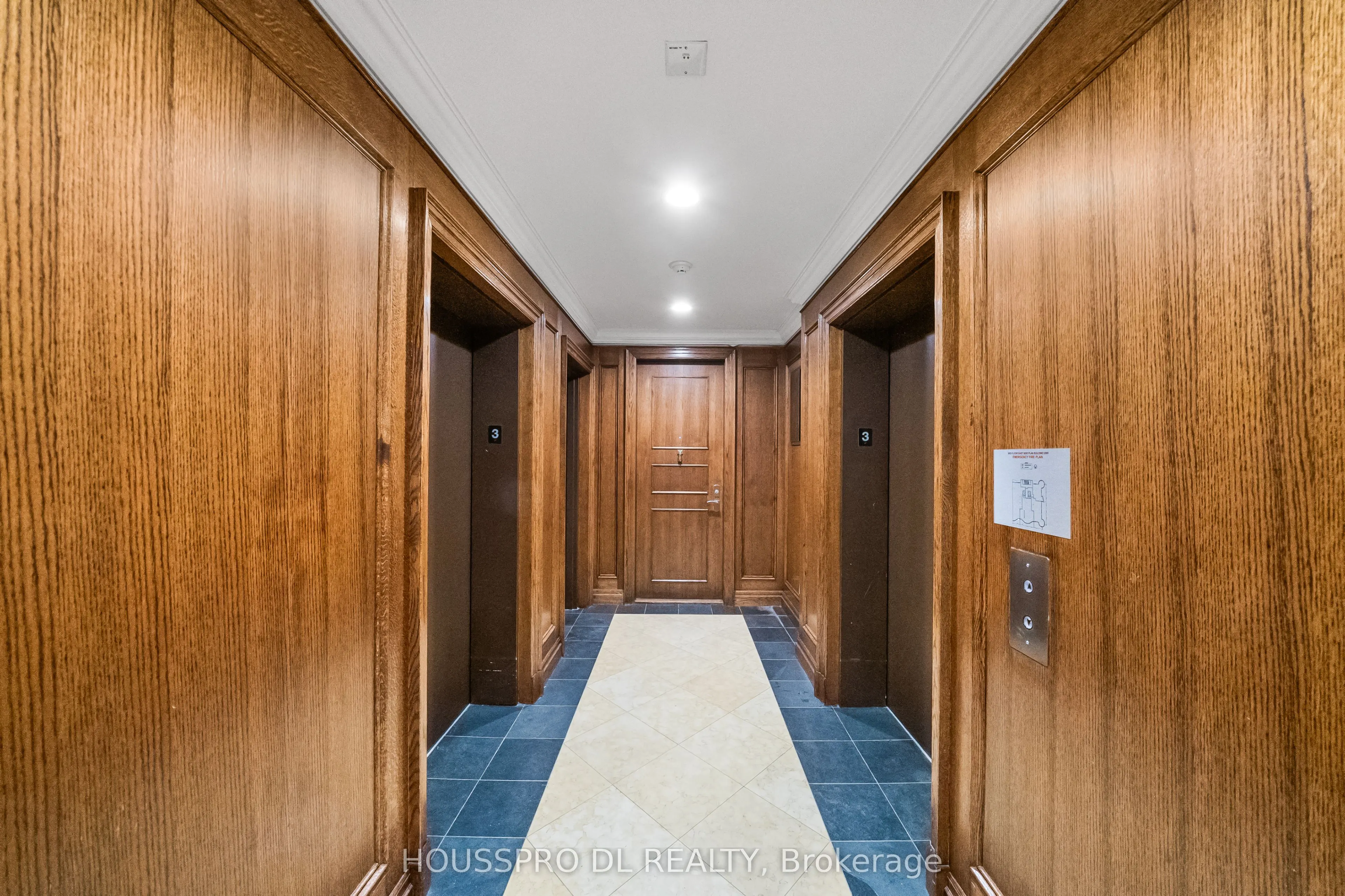 2095 Lake Shore Boulevard W #318