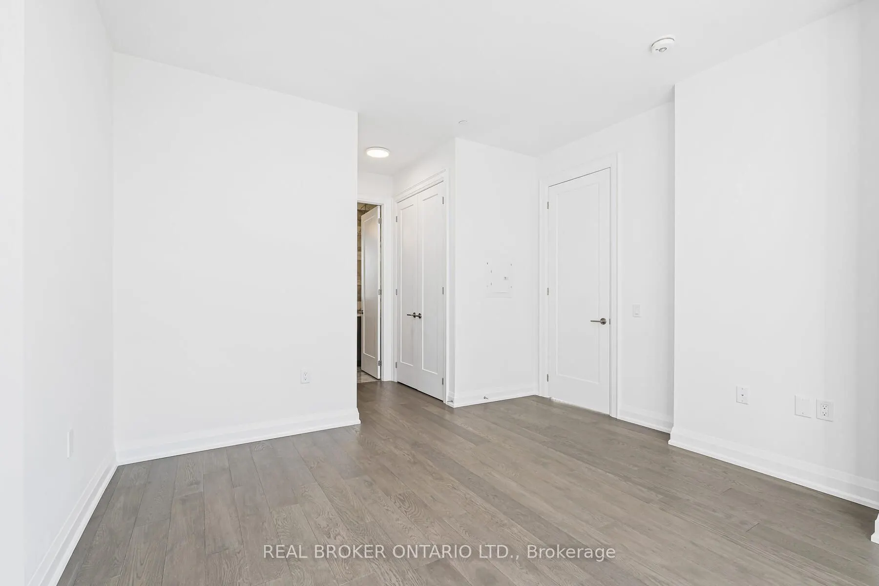 42 Mill Street, #209