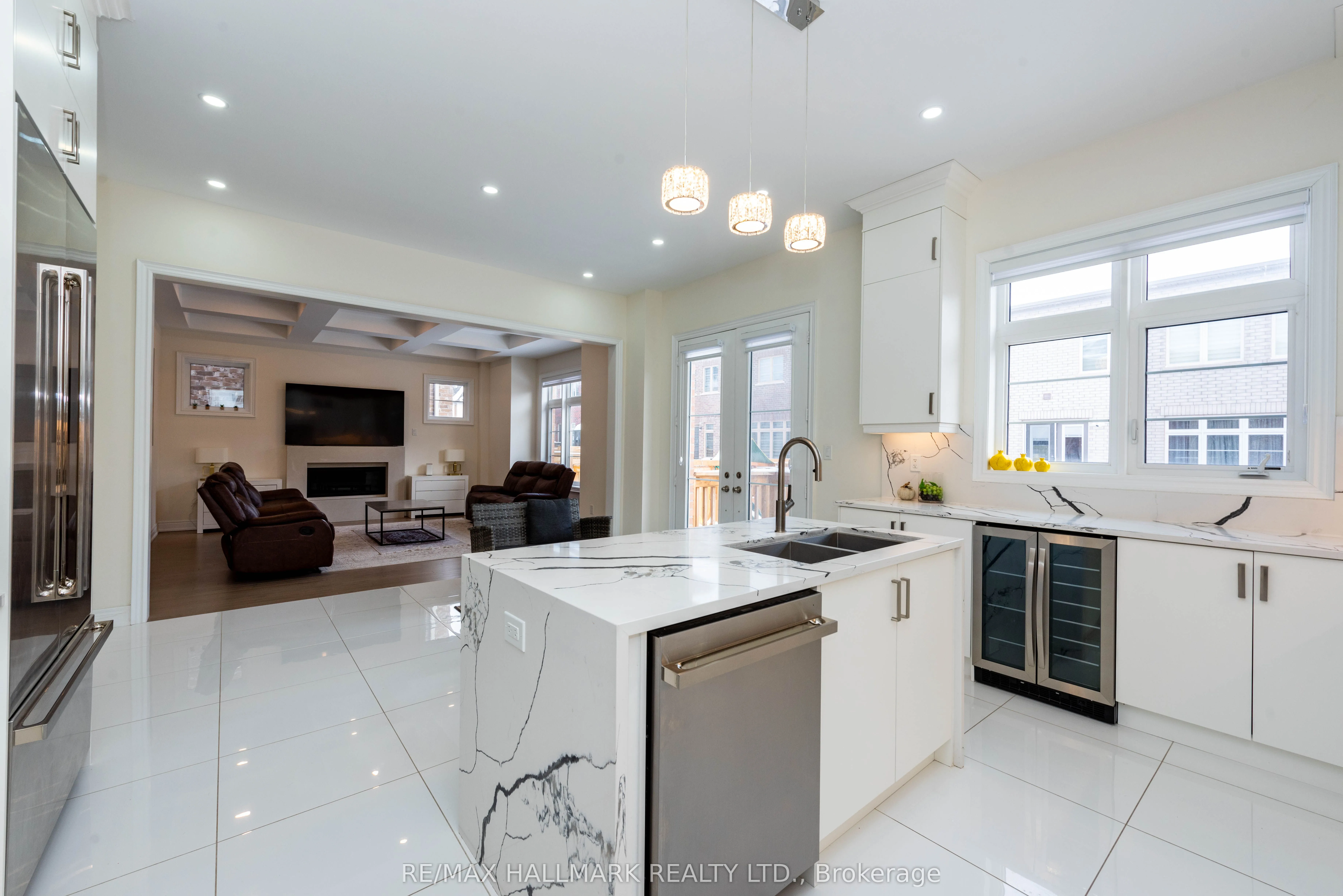 29 Midmorning Road S
