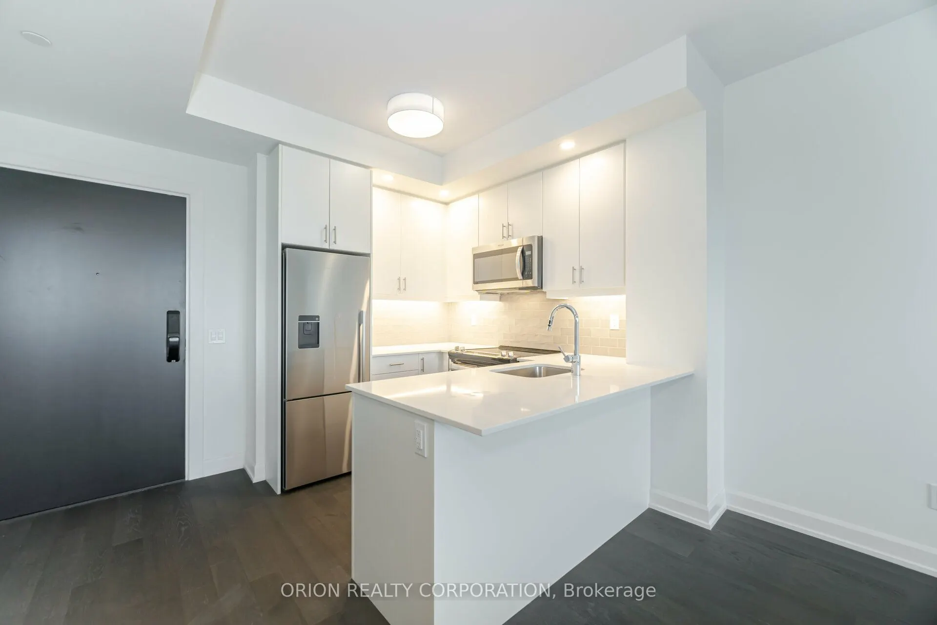 3220 William Coltson Avenue, #808