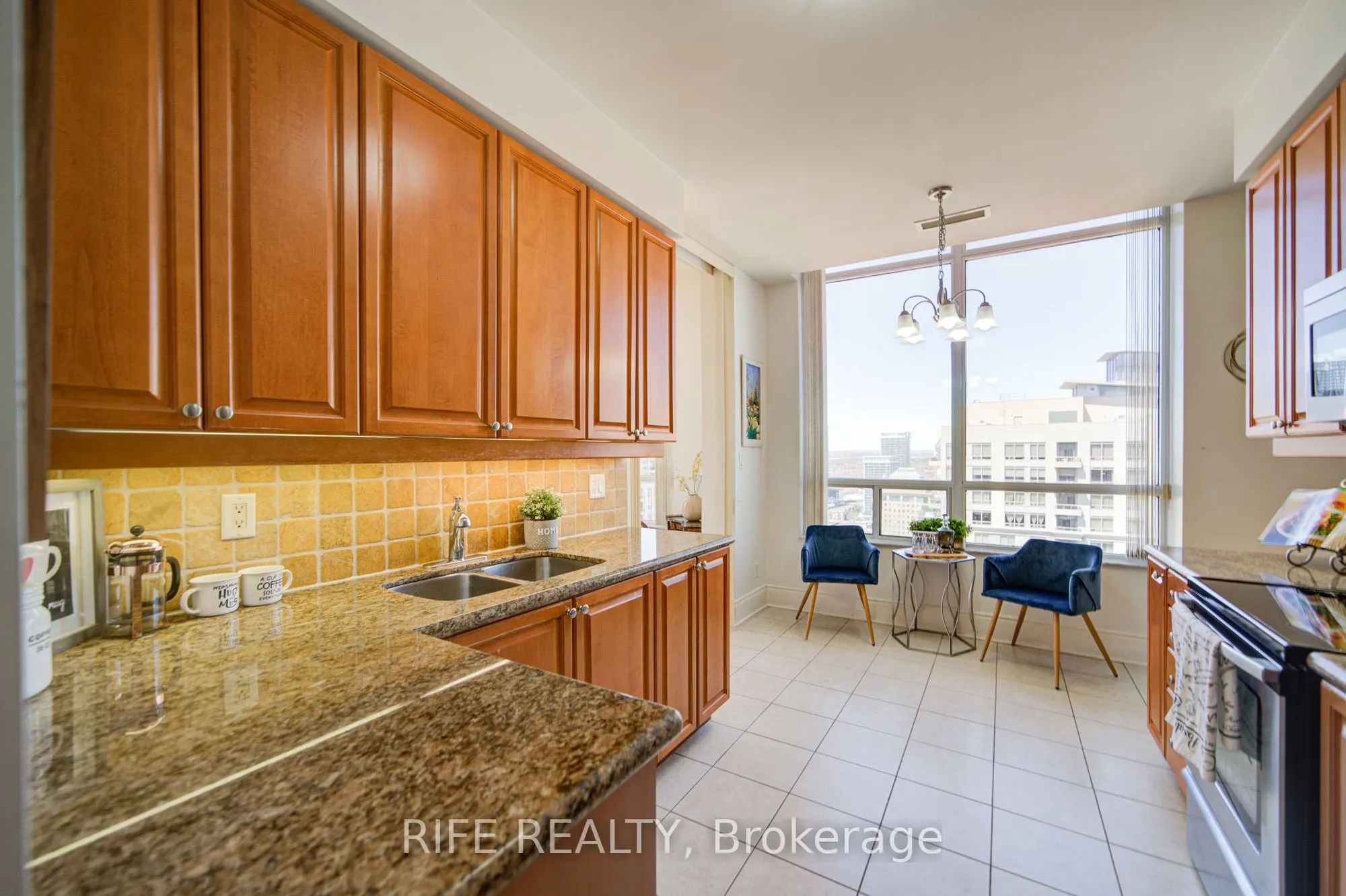 3880 Duke Of York Boulevard #GPH10