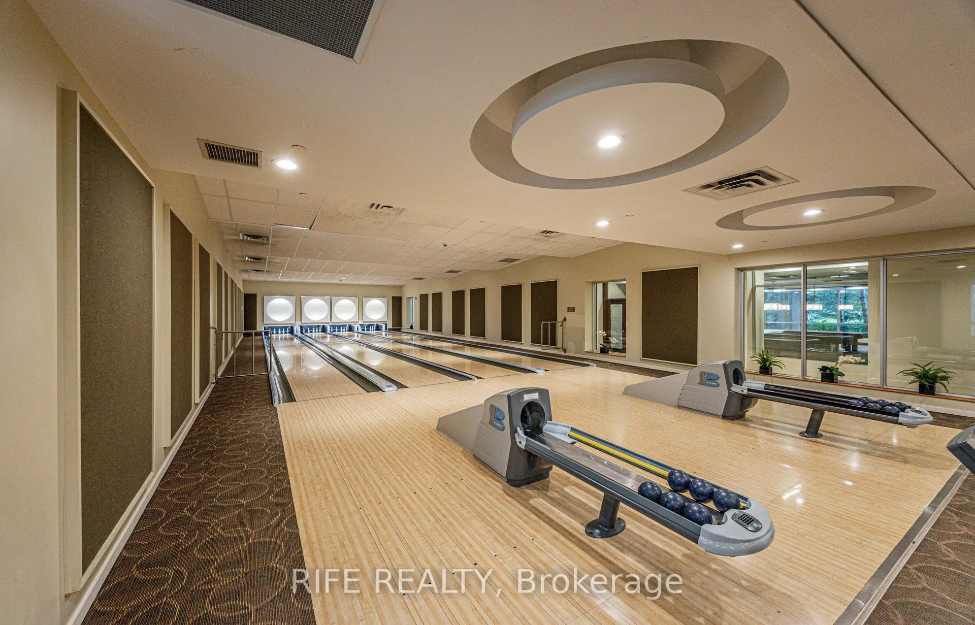 3880 Duke Of York Boulevard #GPH10