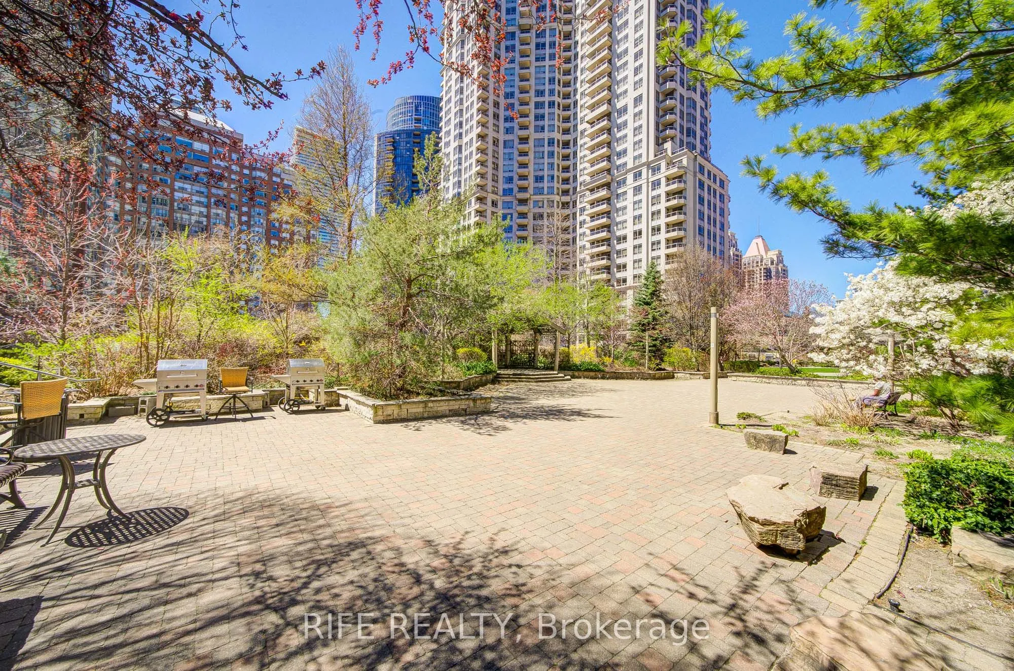 3880 Duke Of York Boulevard #GPH10