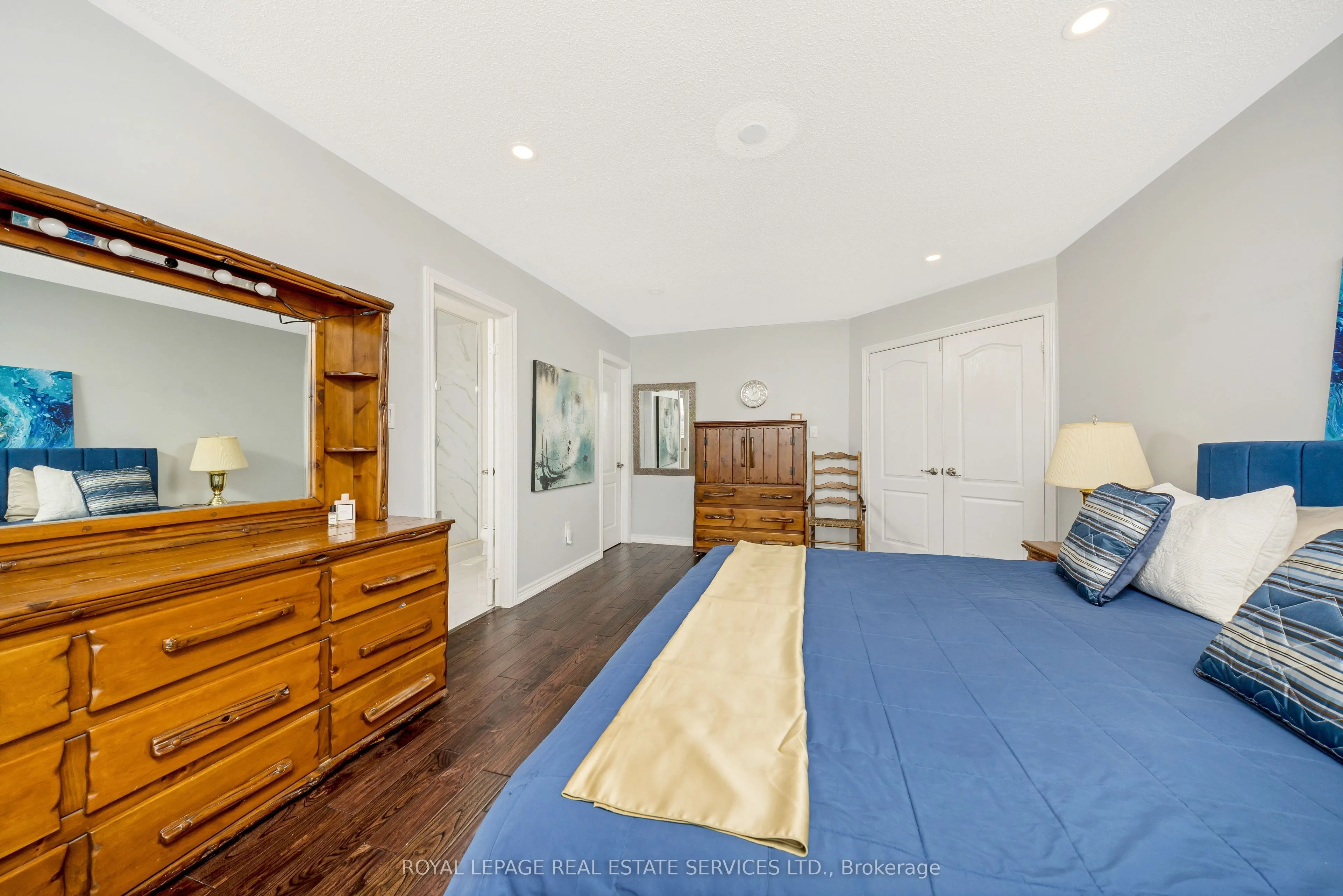 606 Nairn Circle
