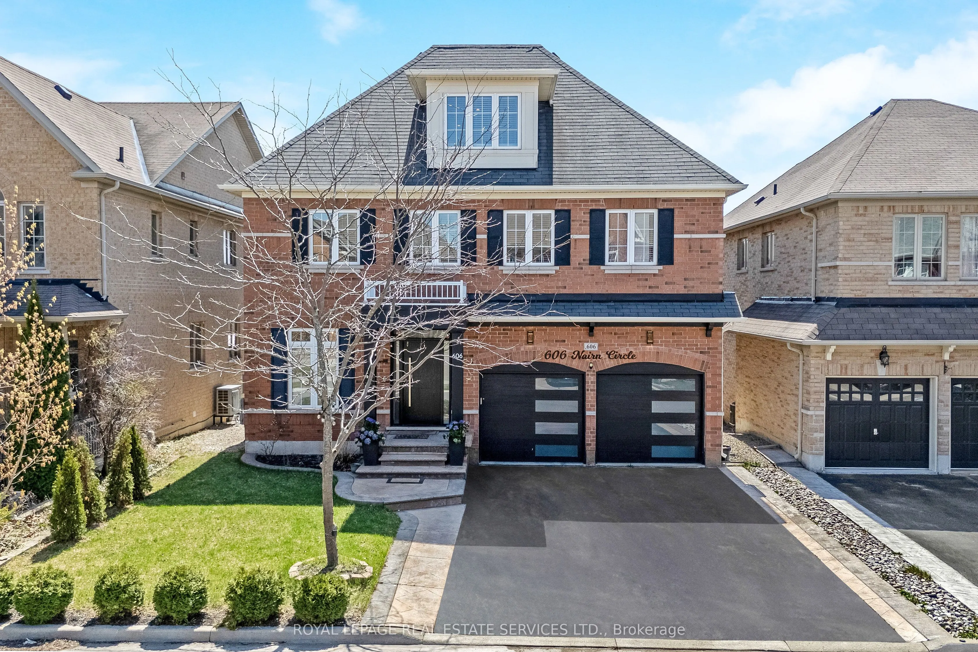 606 Nairn Circle