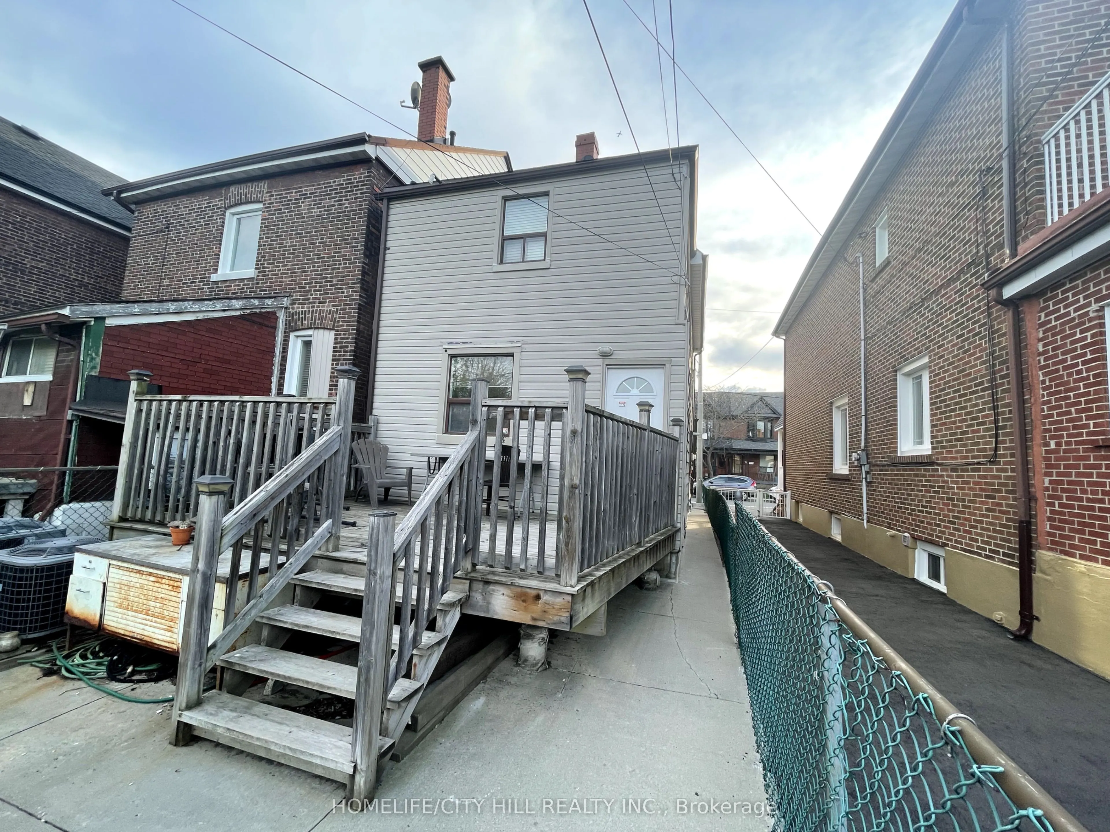 71 Russett Avenue