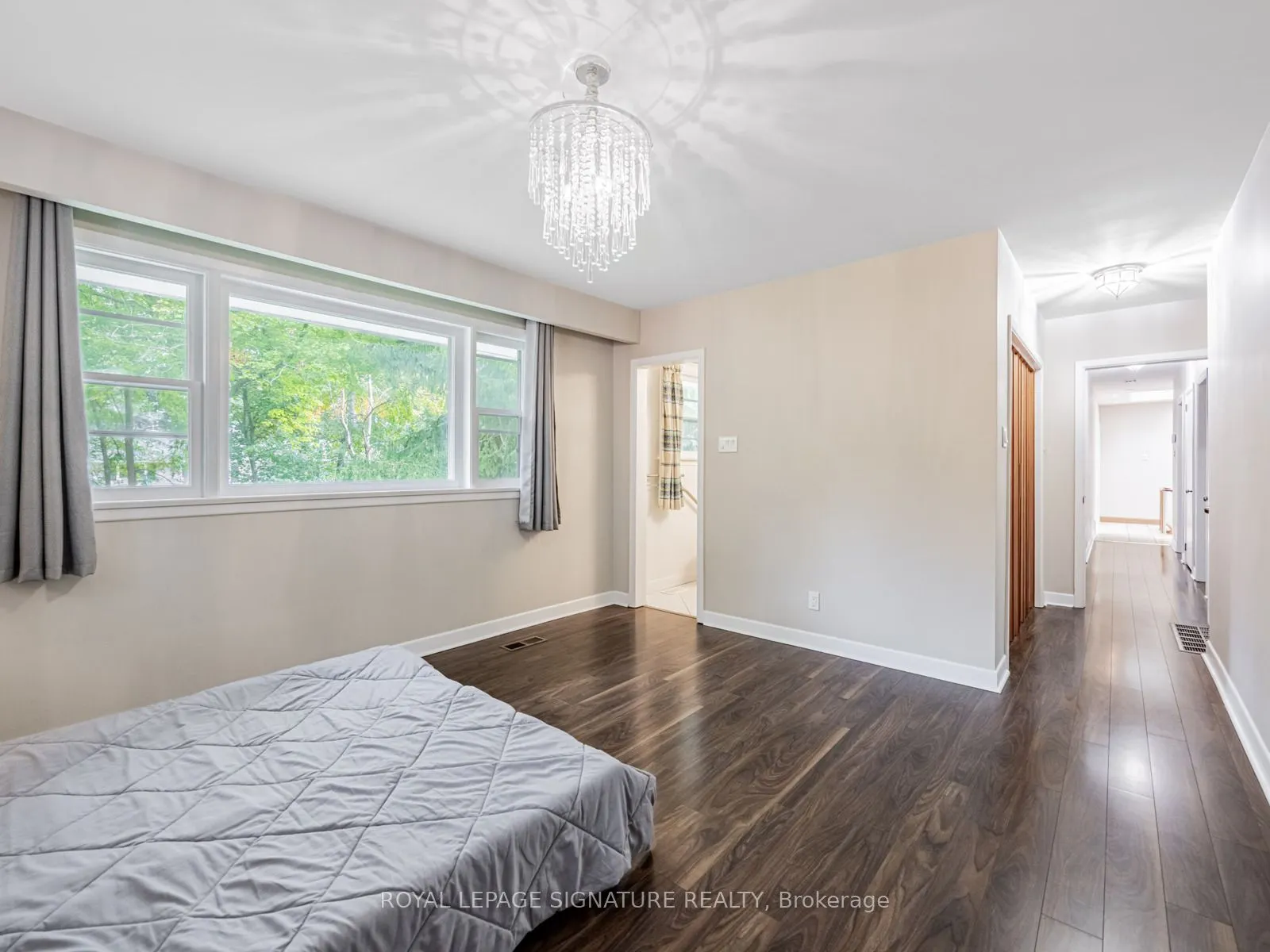 1447 Merrow Road