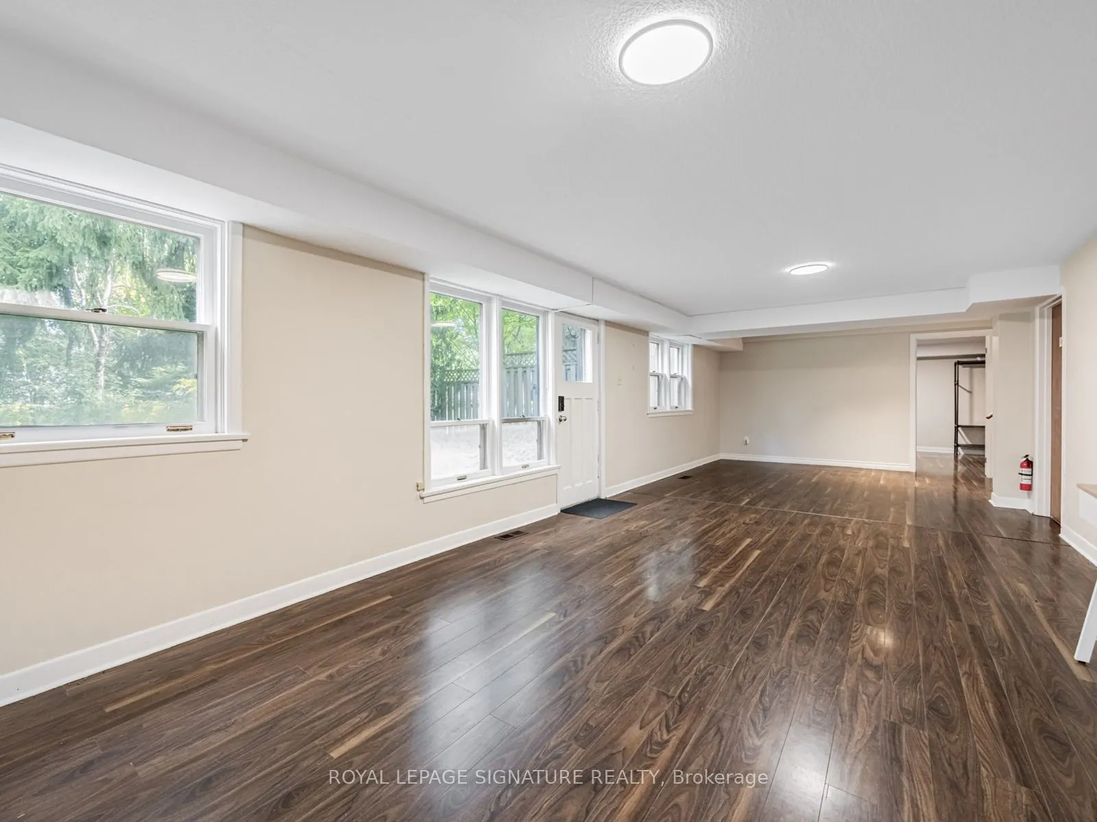 1447 Merrow Road