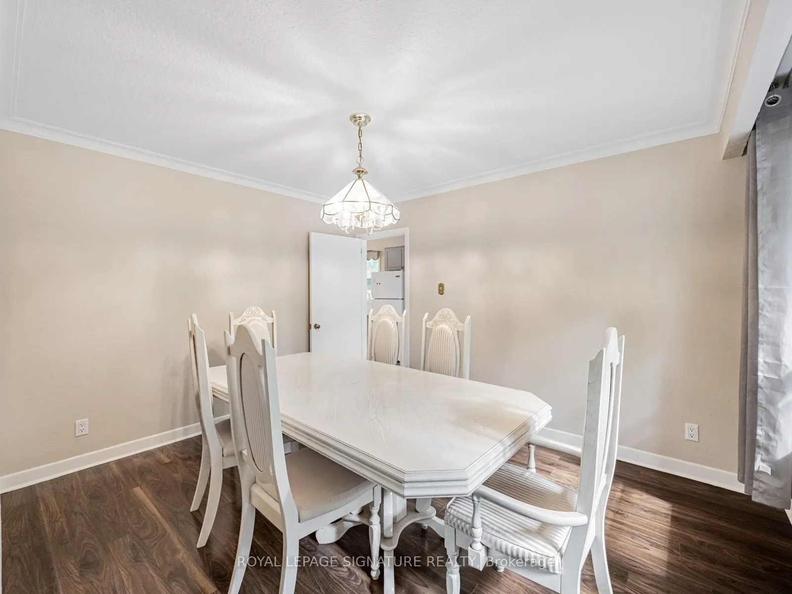 1447 Merrow Road