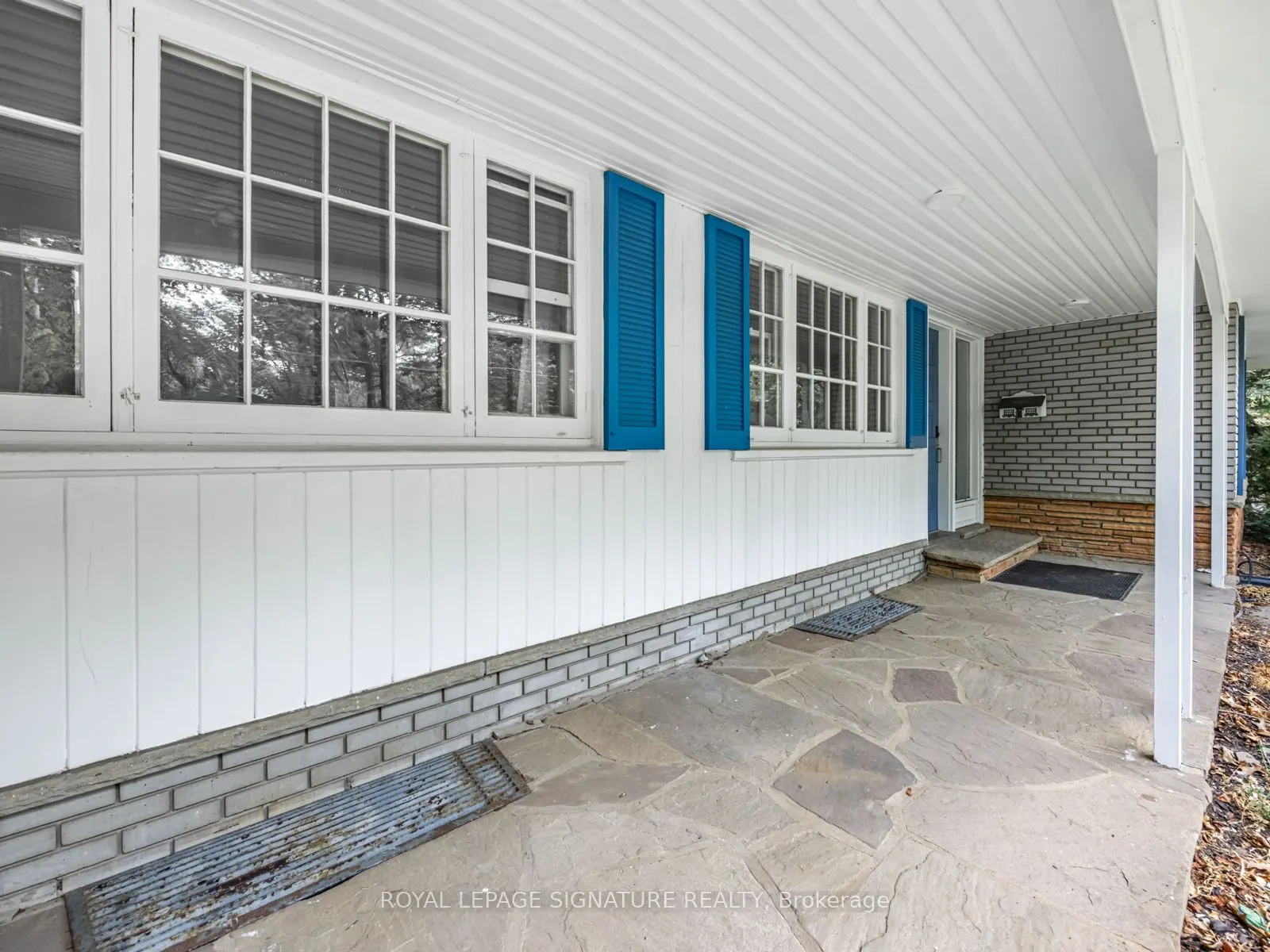1447 Merrow Road