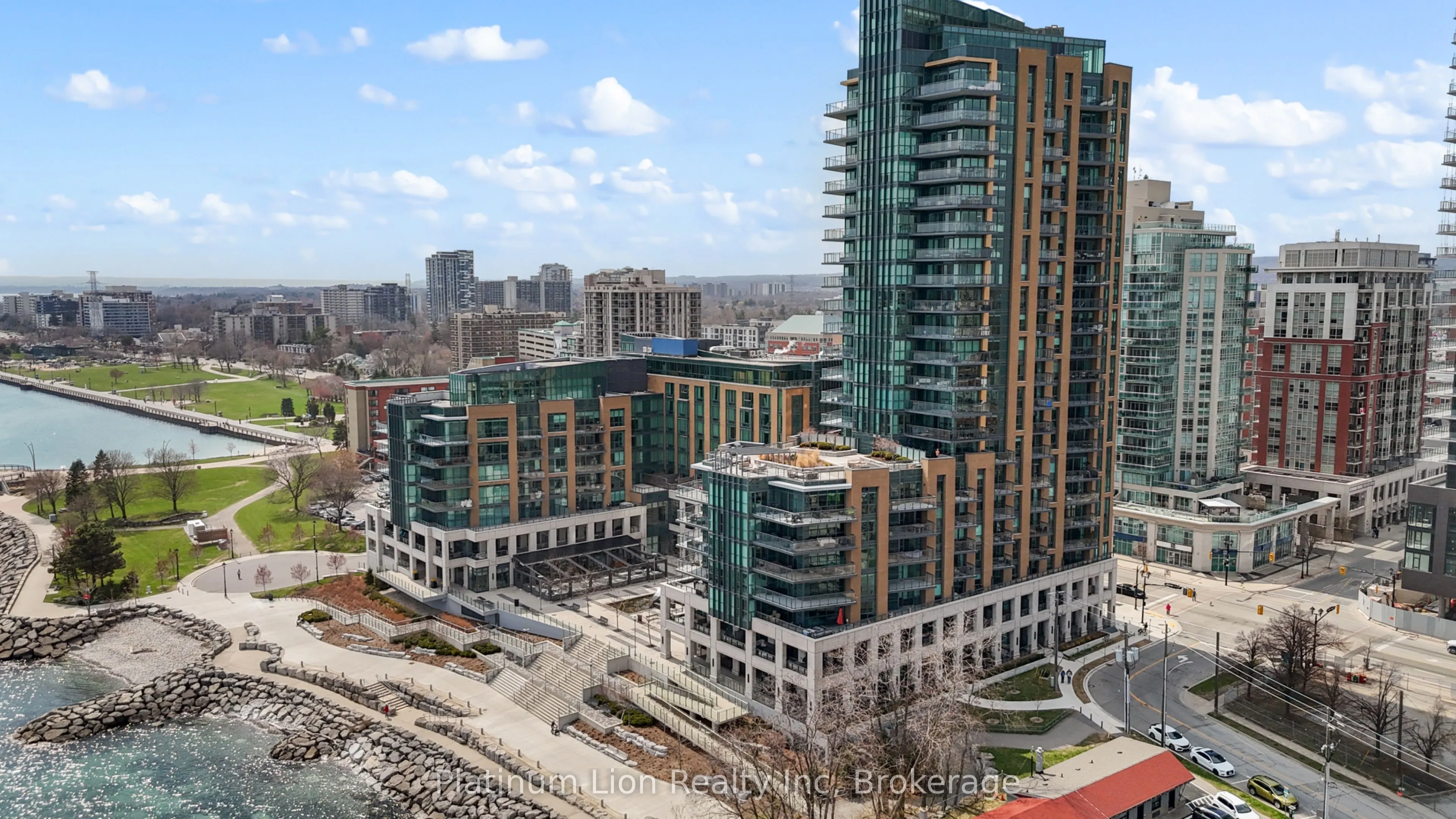 2060 Lakeshore Road, #205