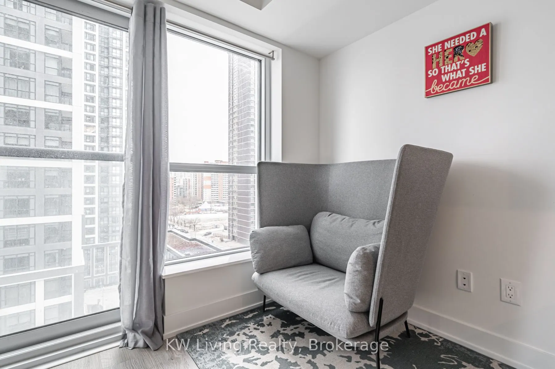 5 Mabelle Avenue, #931