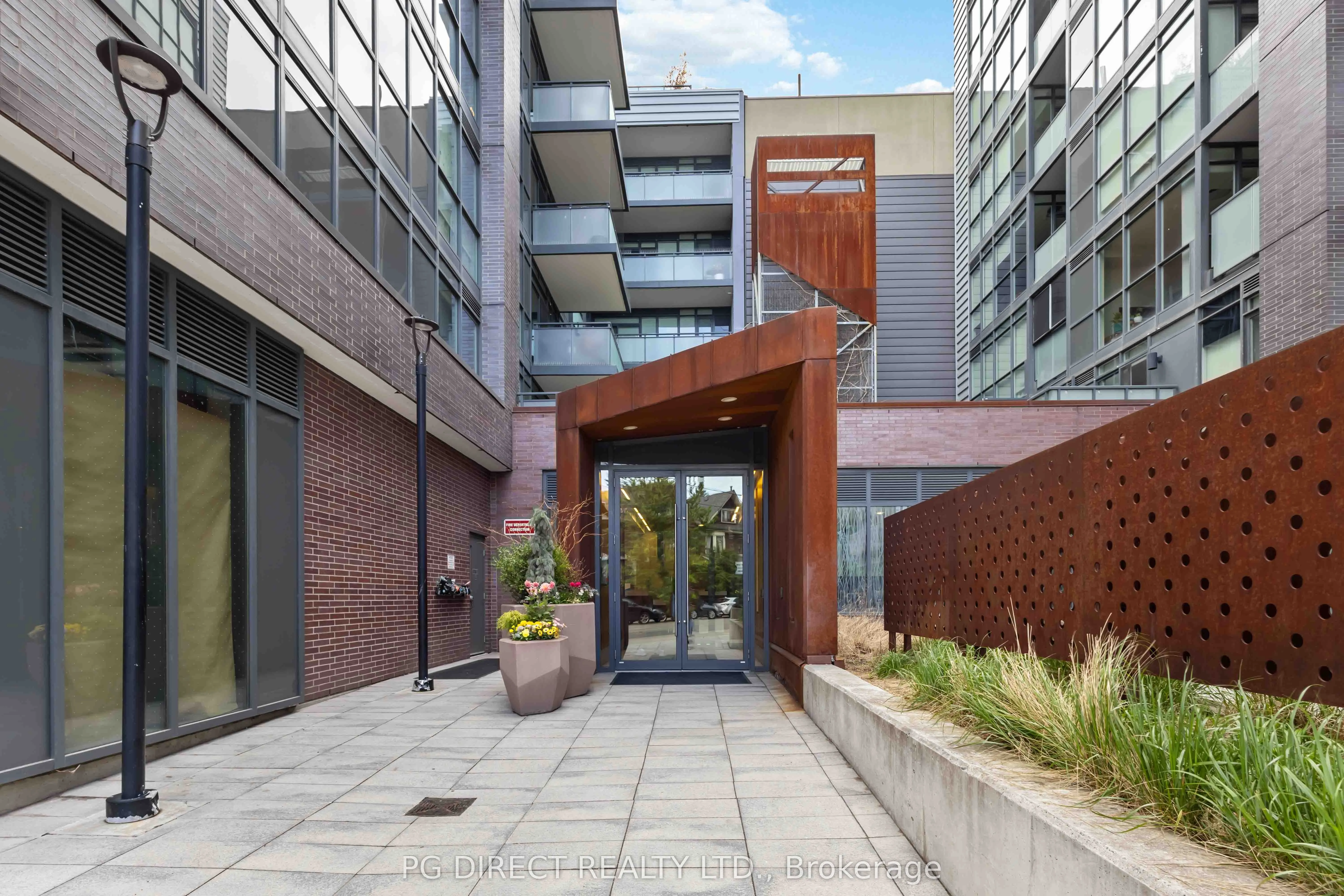 38 Howard Park Avenue, #622