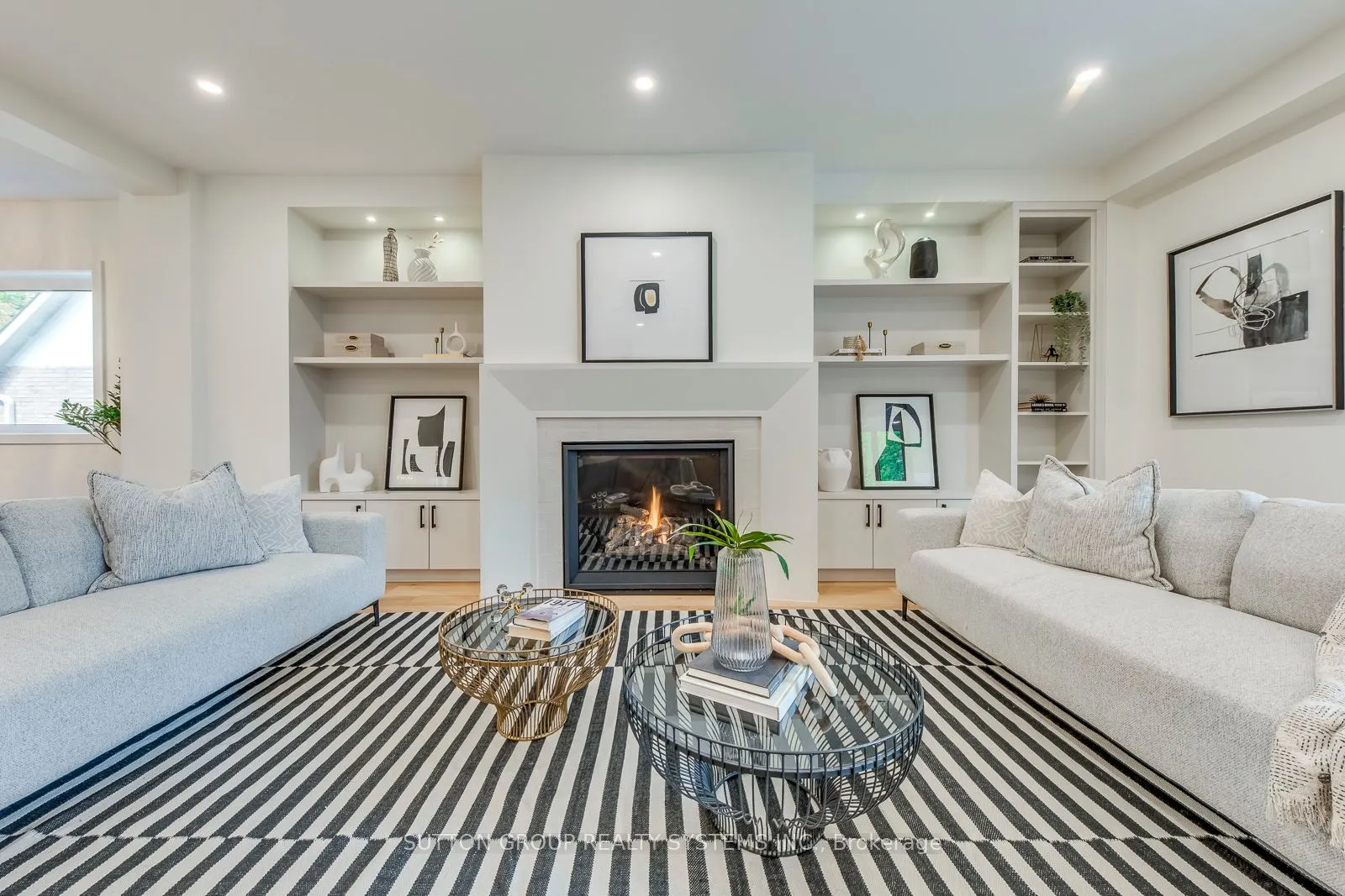 21 South Kingsway
